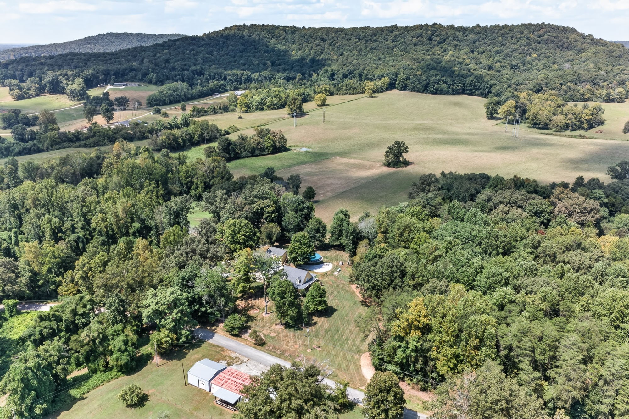 380 Webbs Camp Rd Property Photo 3