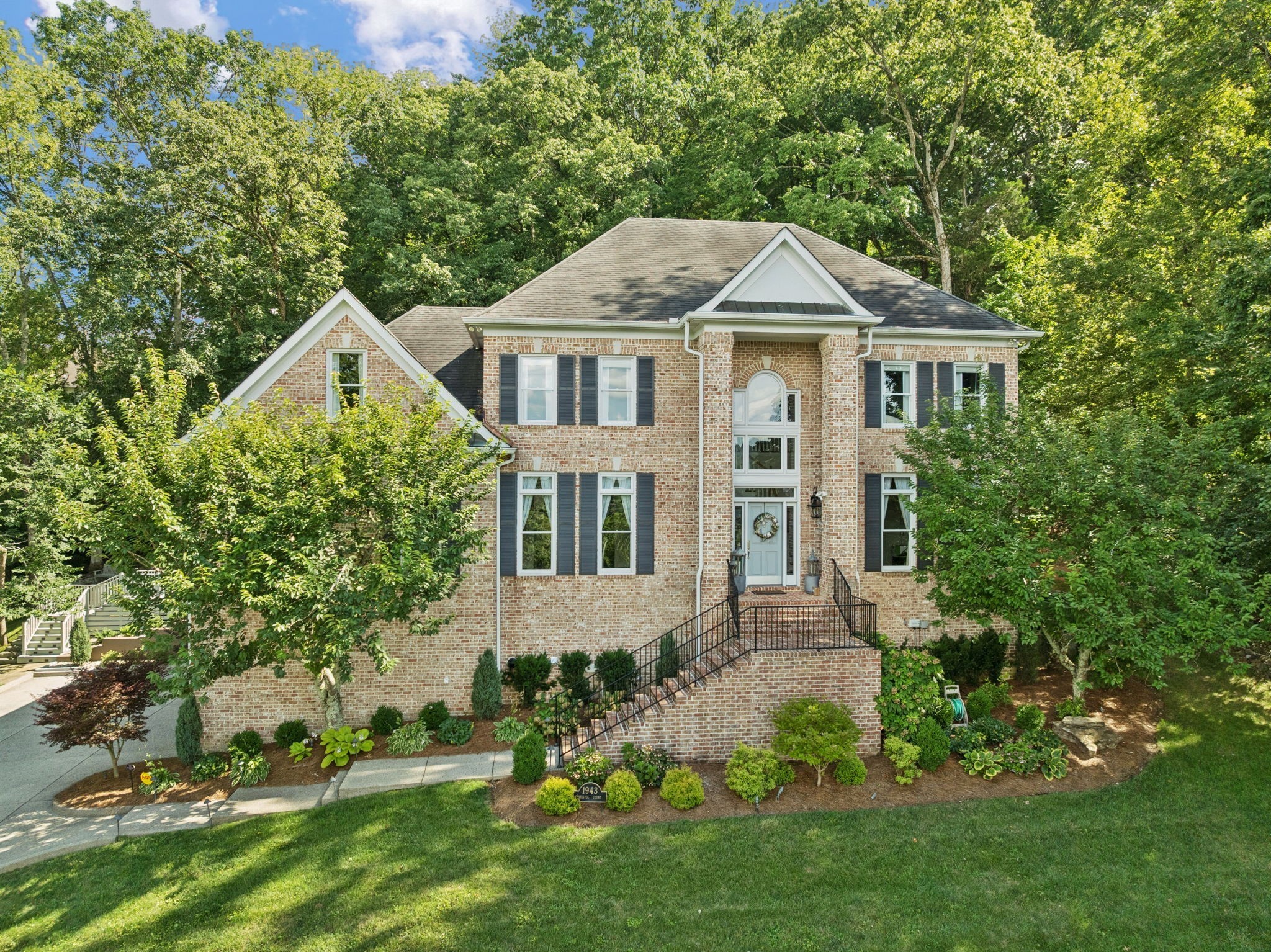 1943 Bristol Ct Property Photo 1
