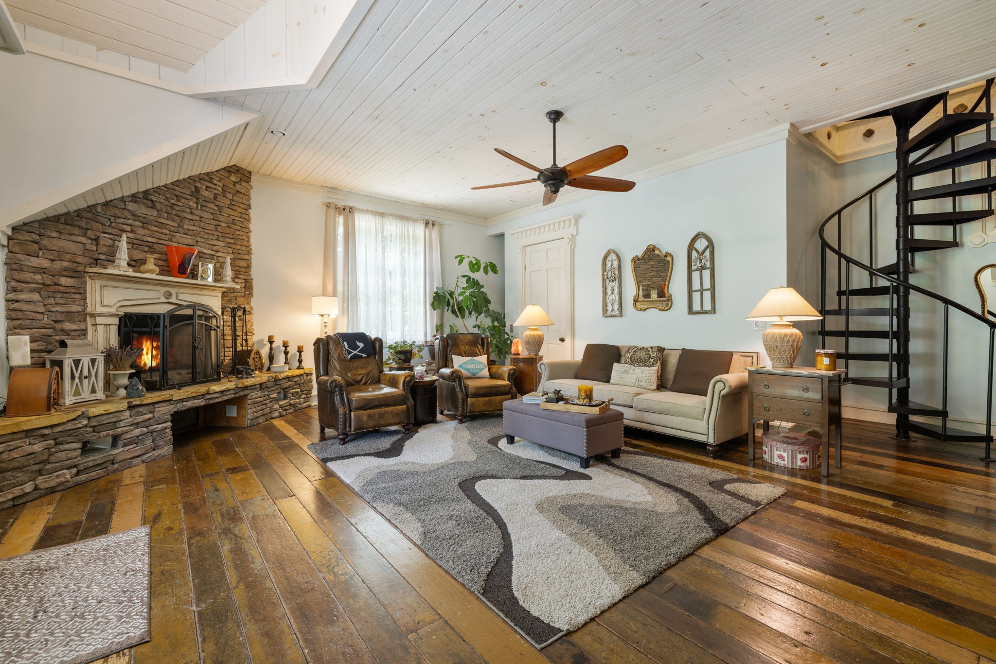 7646 Highway 100 Property Photo 8