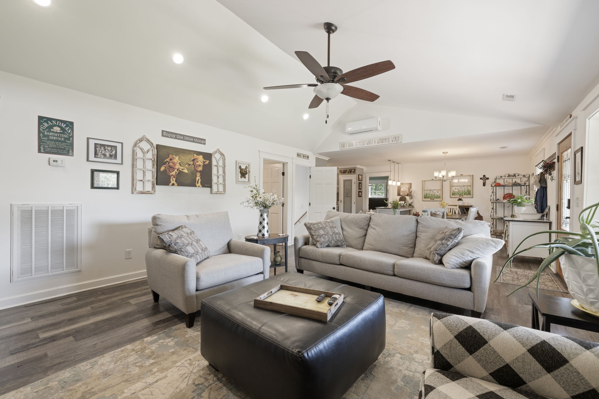 7623 Highway 100 Property Photo 9