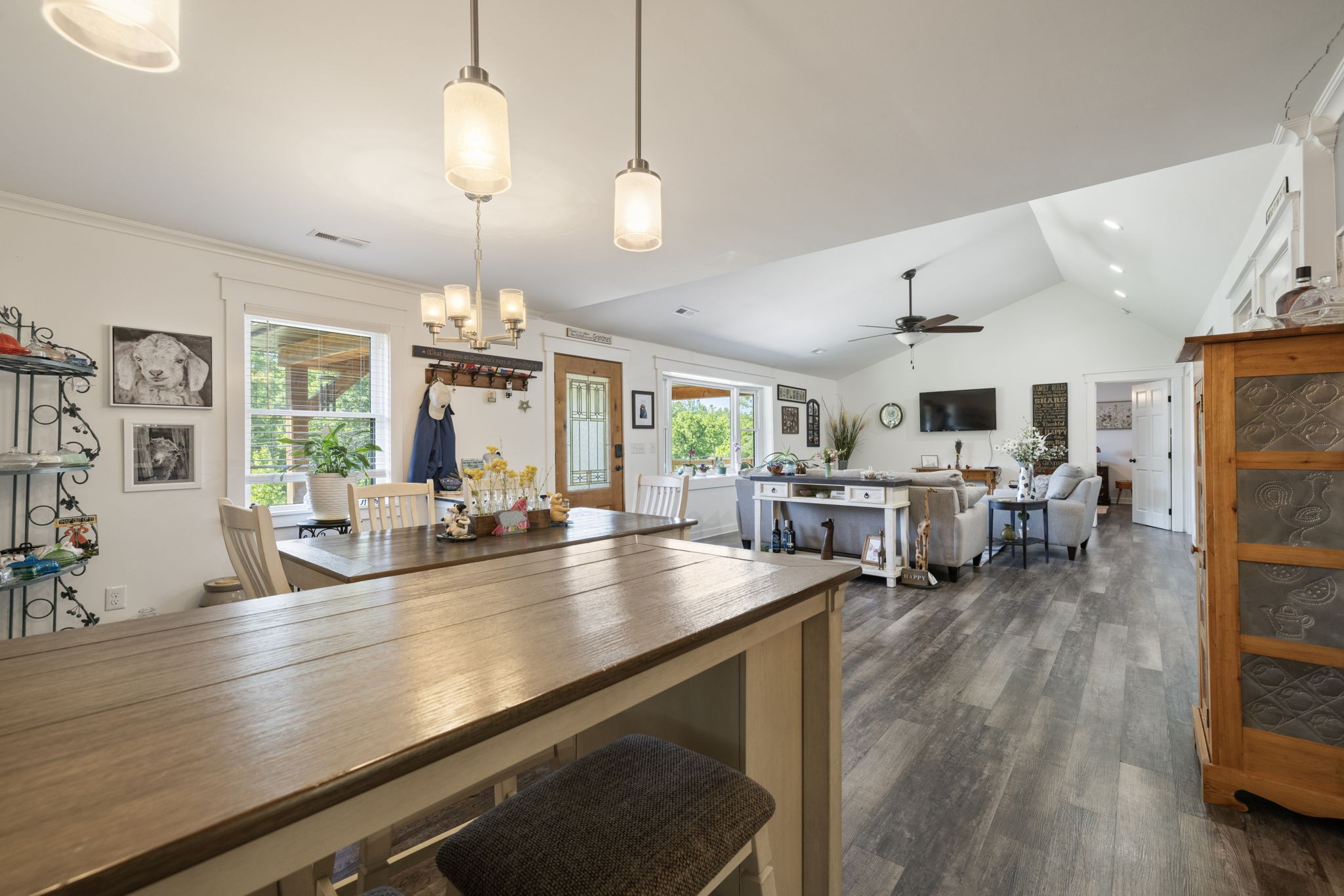 7623 Highway 100 Property Photo 22