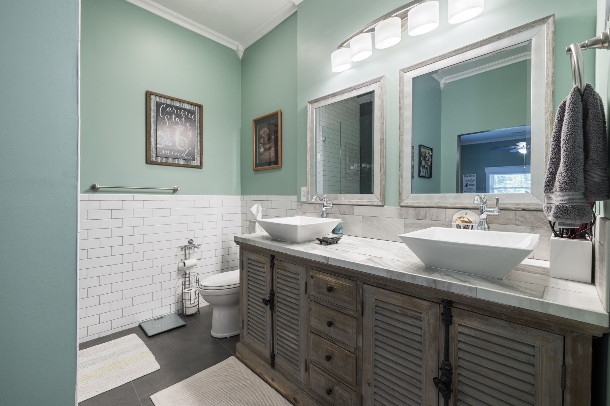 7623 Highway 100 Property Photo 39