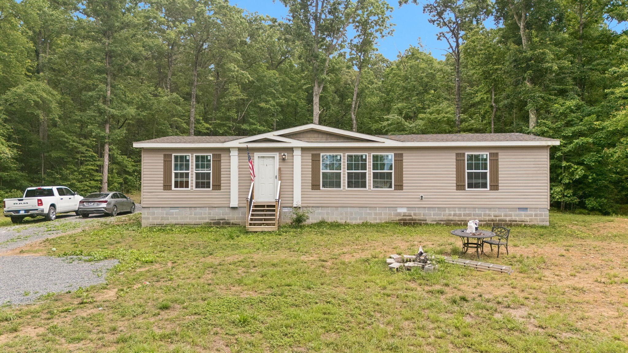 11 Laurel Brook Road Property Photo 3