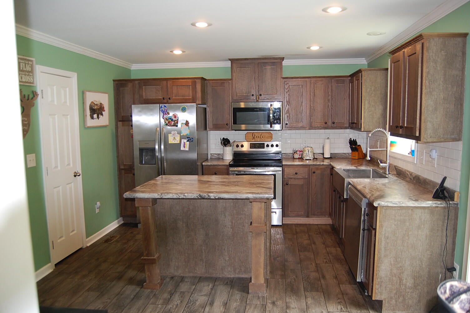 11 Laurel Brook Road Property Photo 5