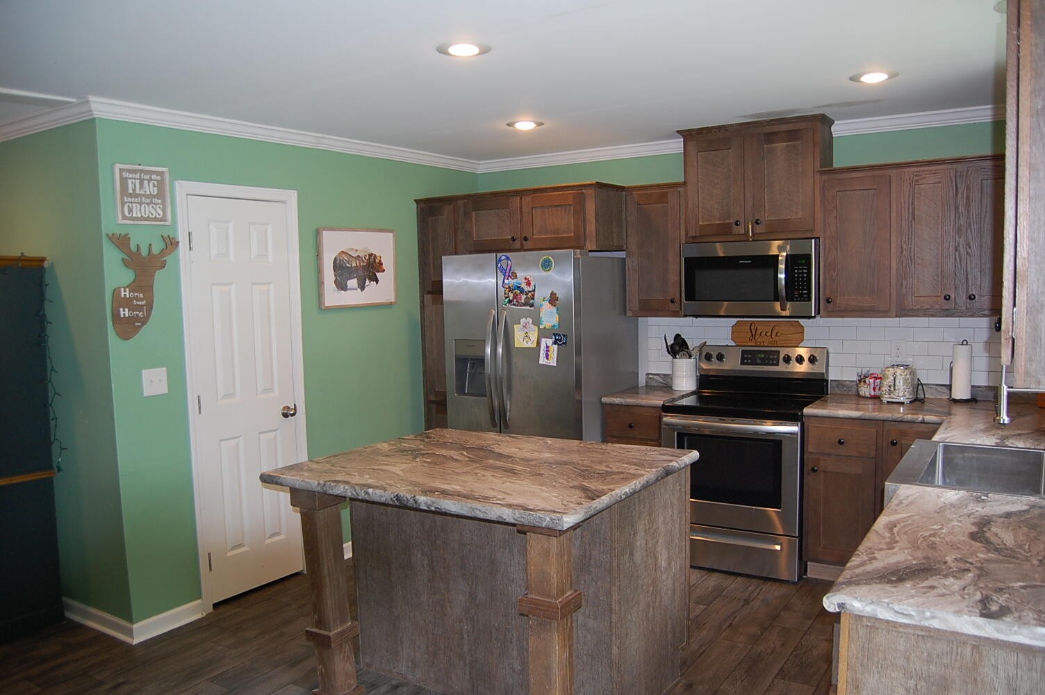 11 Laurel Brook Road Property Photo 9