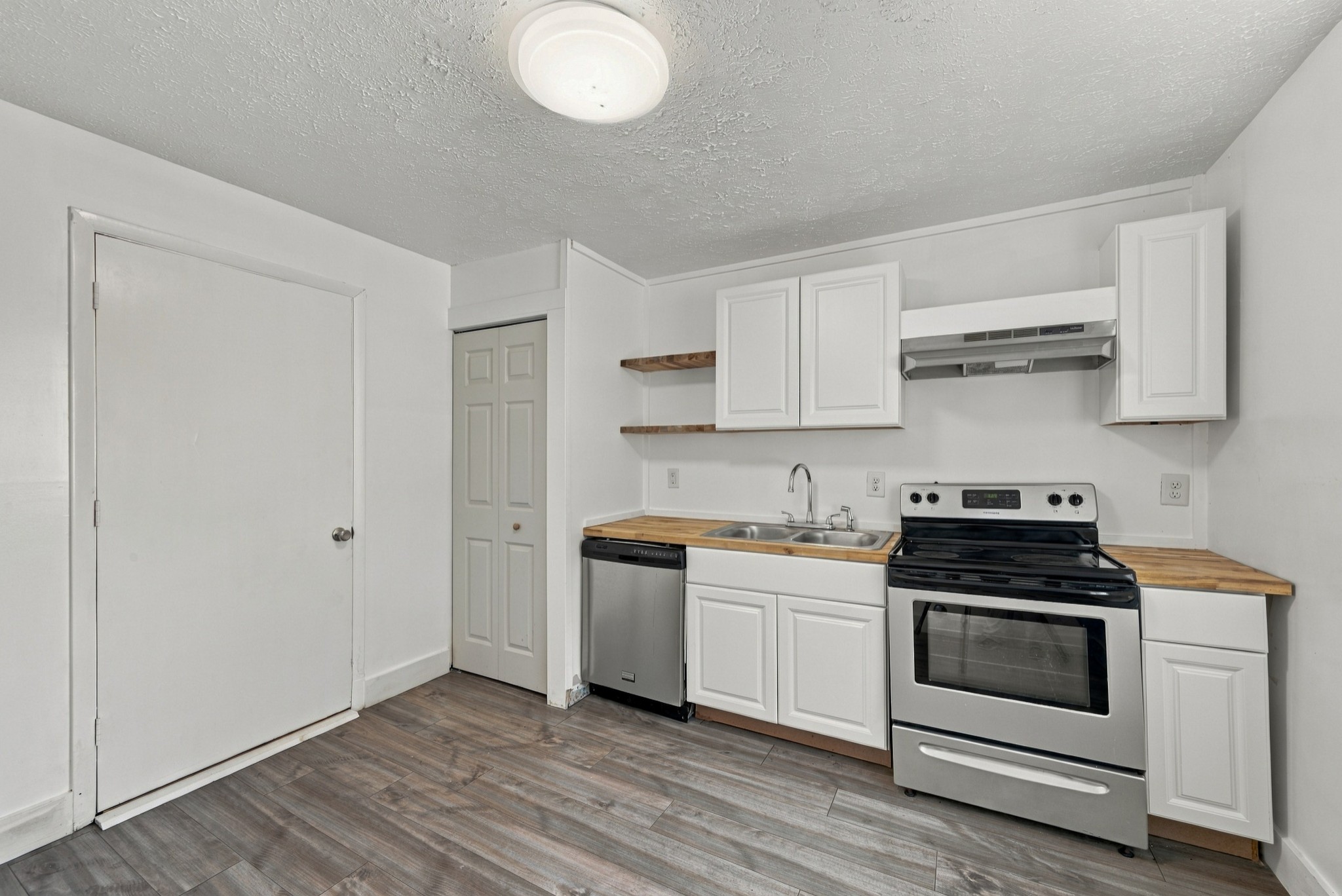149 Linden Rd Property Photo 20