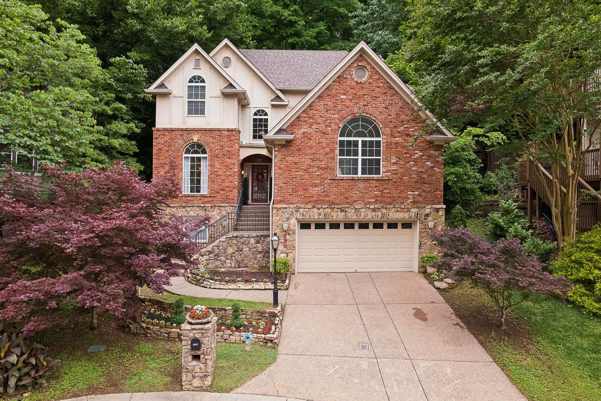 2580 Devon Valley Dr