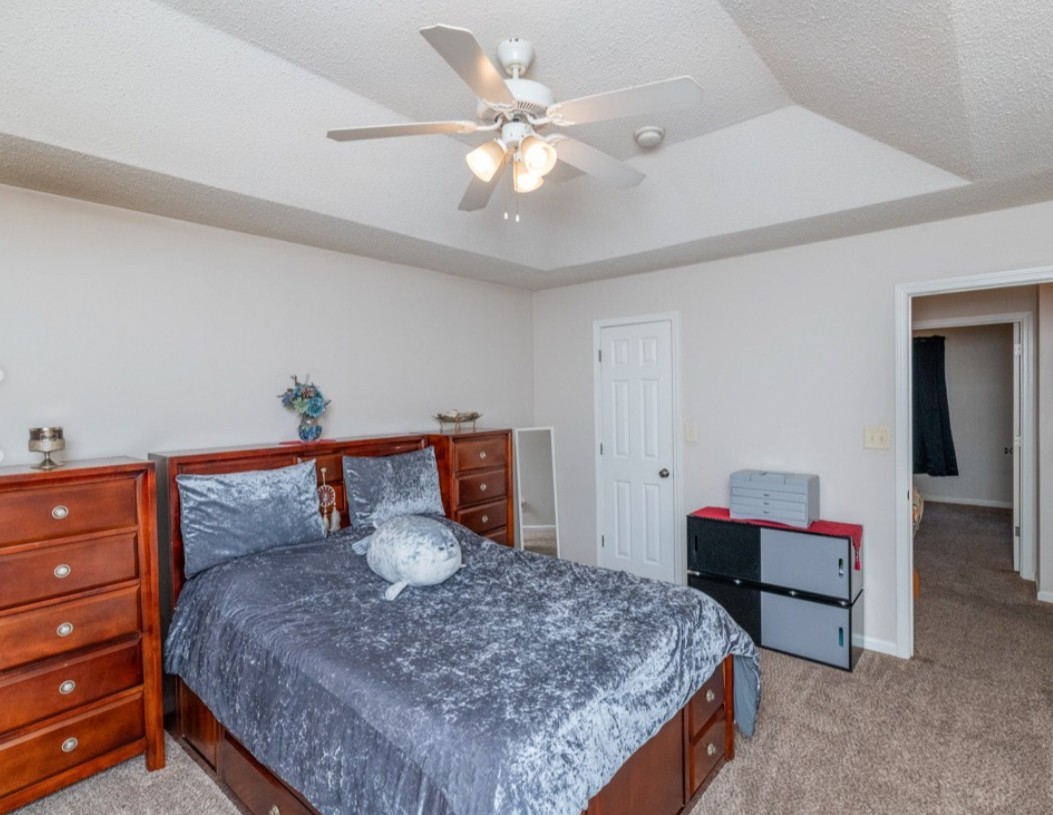 3398 Queensbury Rd Property Photo 15