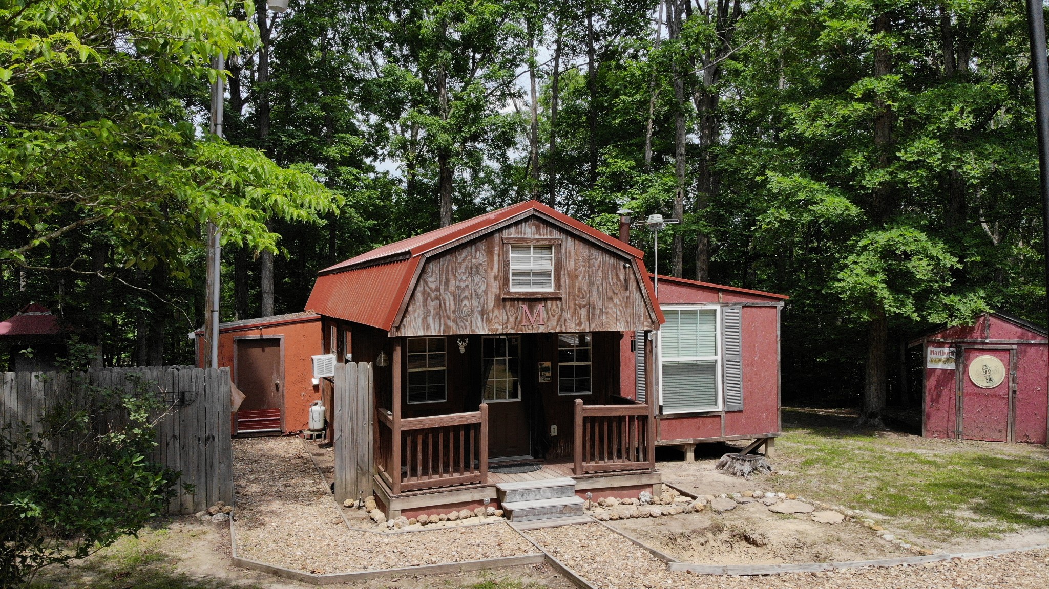 2132 Hidden Valley Dr Property Photo 1