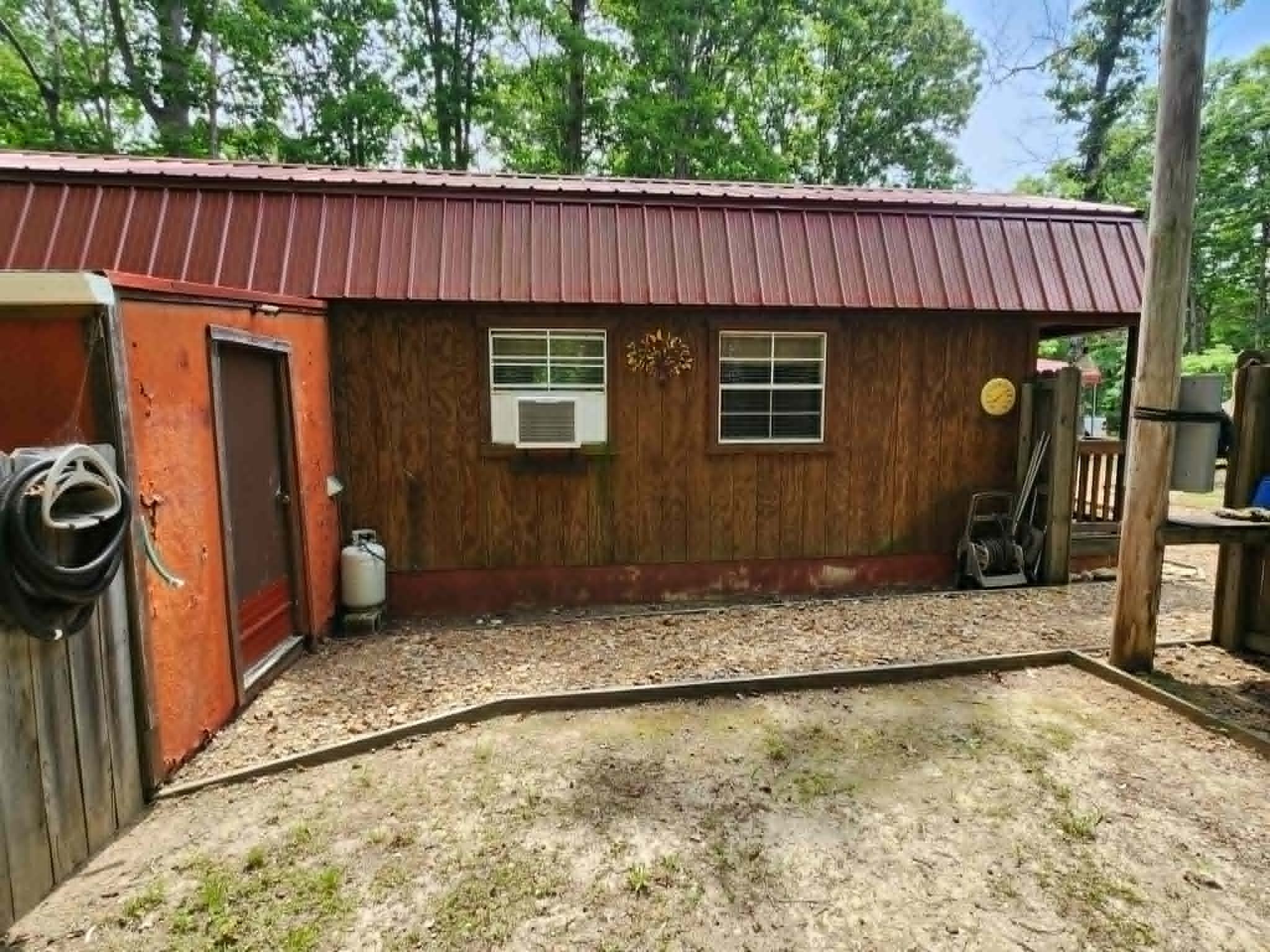 2132 Hidden Valley Dr Property Photo 4