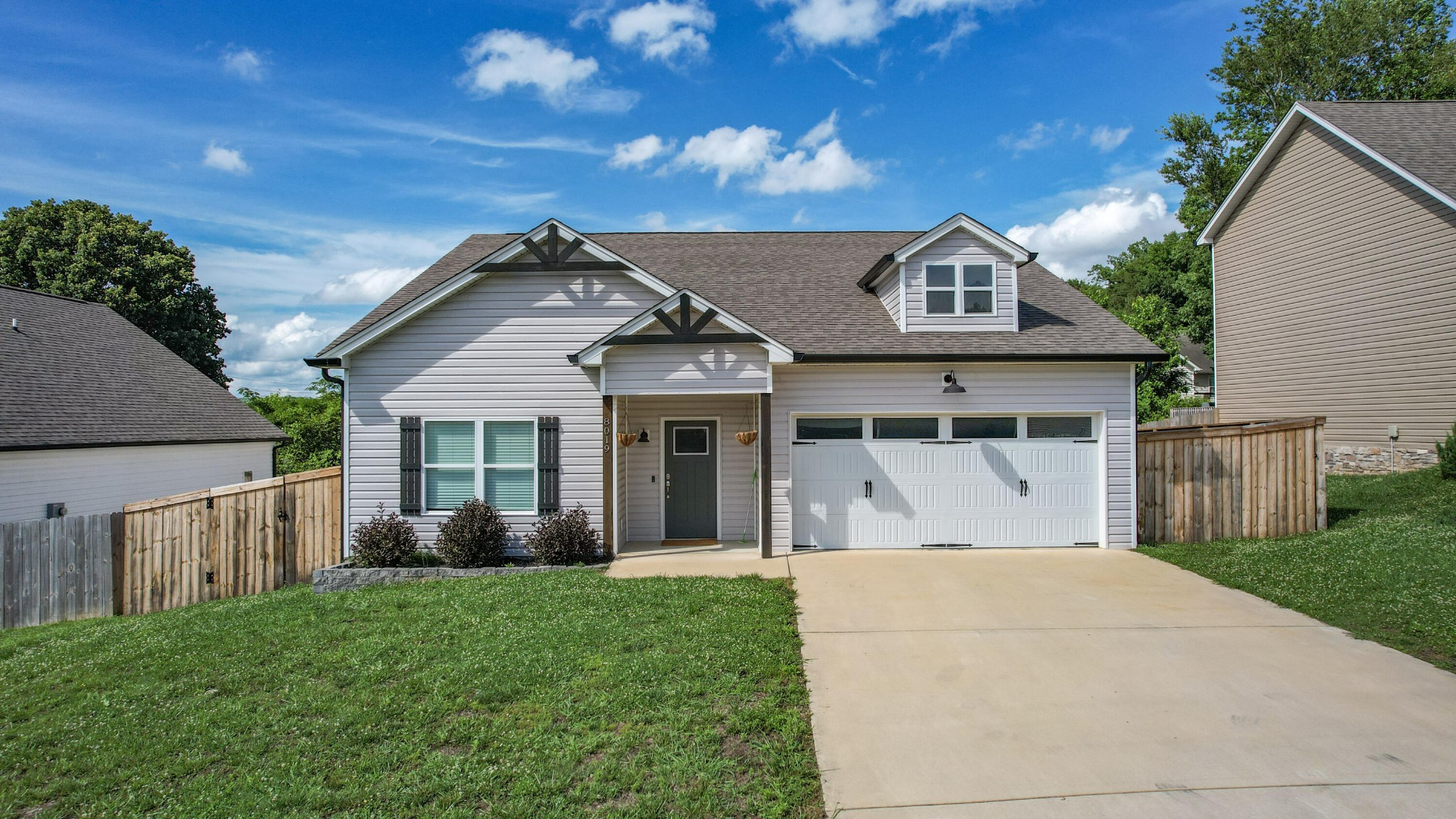 8019 Cobblestone Drive, Sw Property Photo 1
