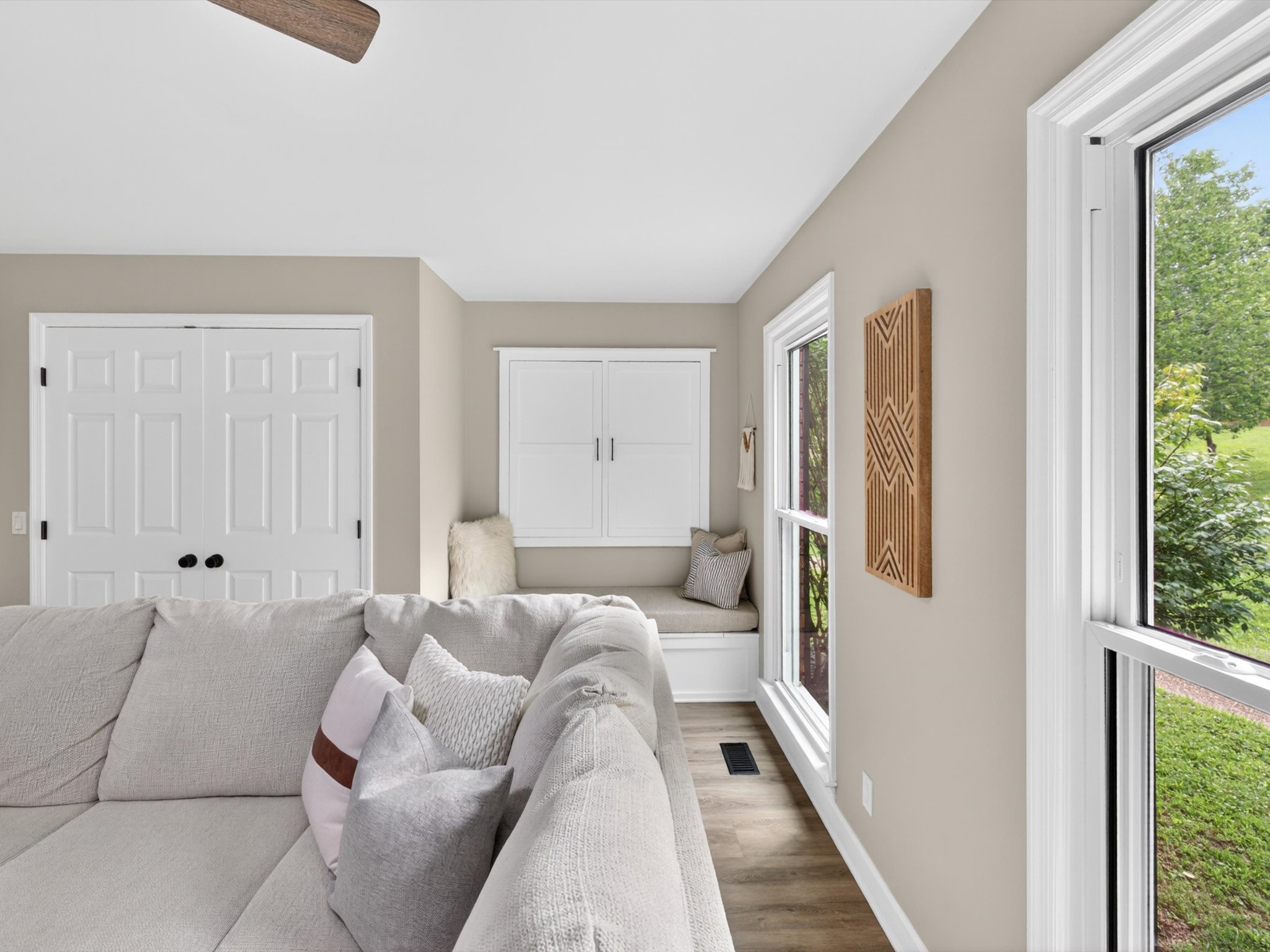 1718 Lake Grassland, W Property Photo 37