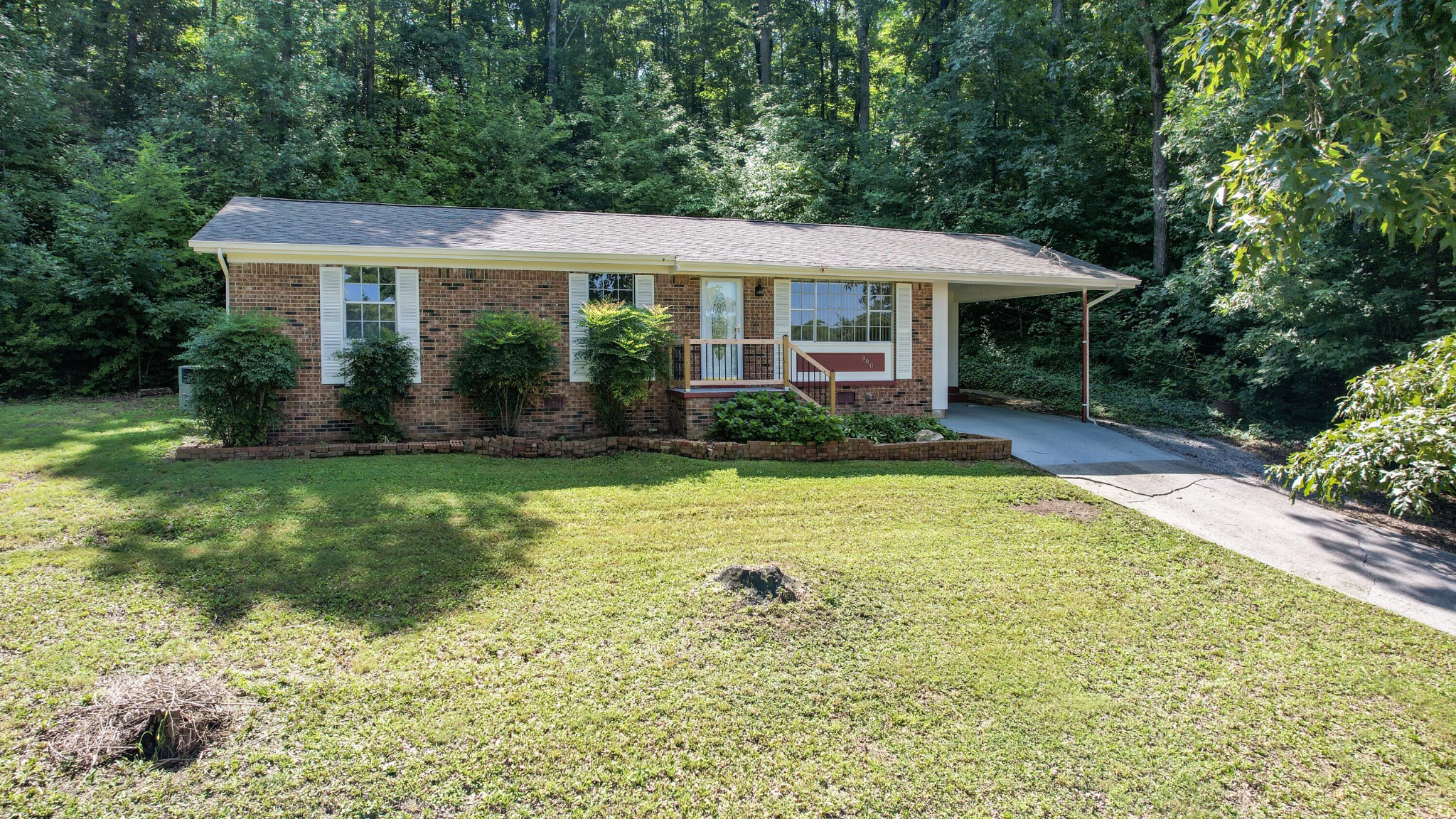 380 Morgan Johnston Circle, Ne Property Photo 1