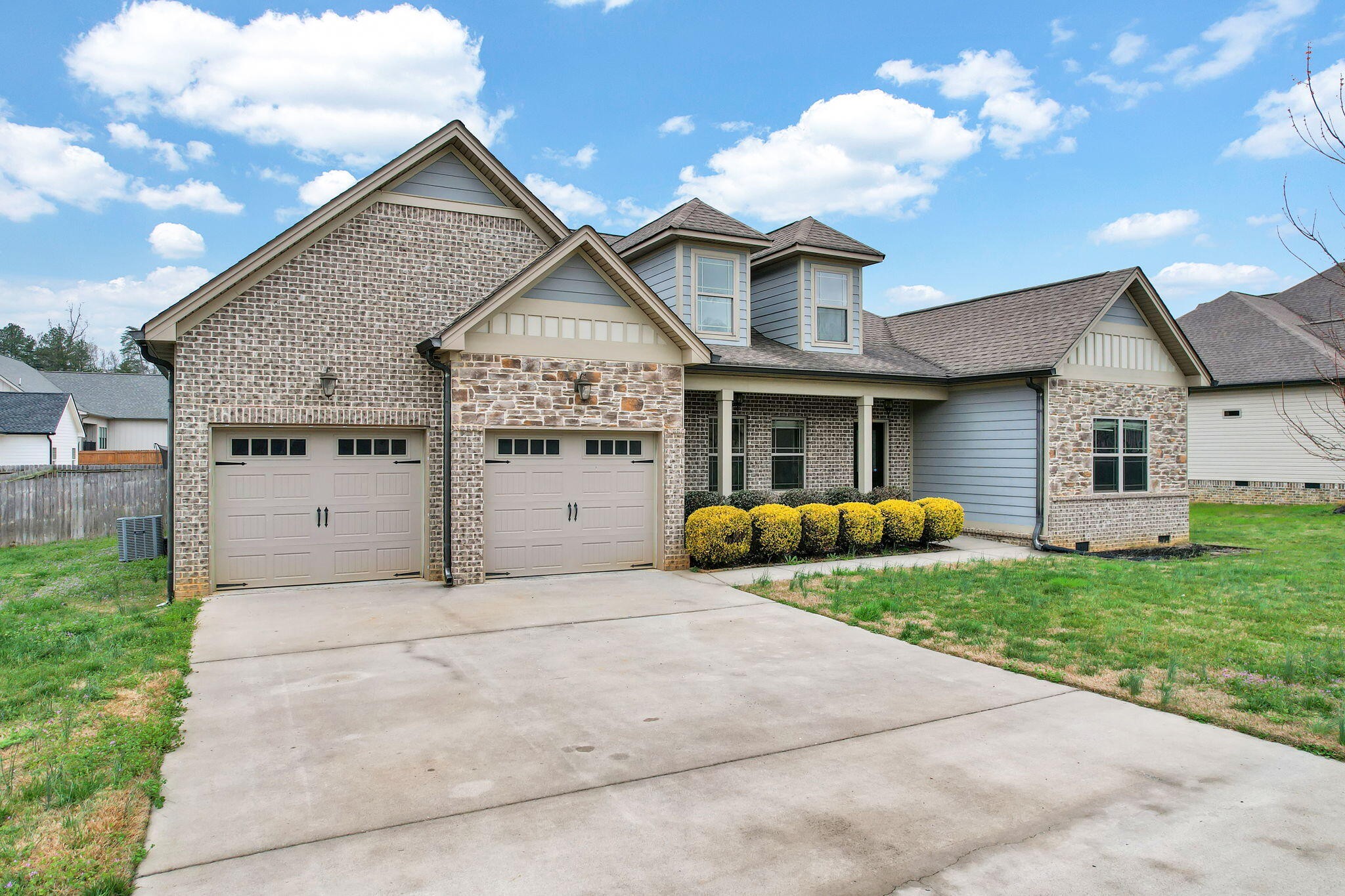210 Winding Glen Drive, Nw Property Photo 7