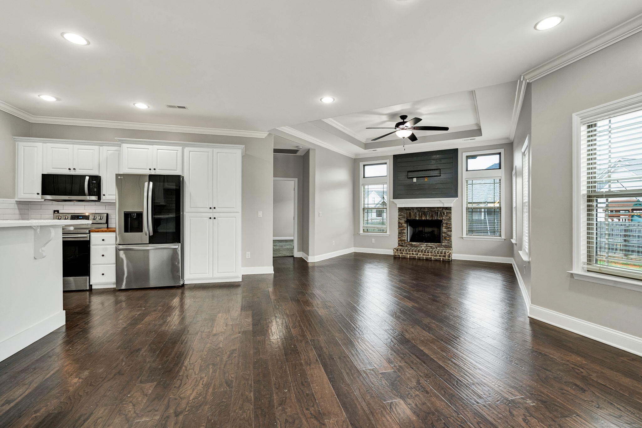 210 Winding Glen Drive, Nw Property Photo 18
