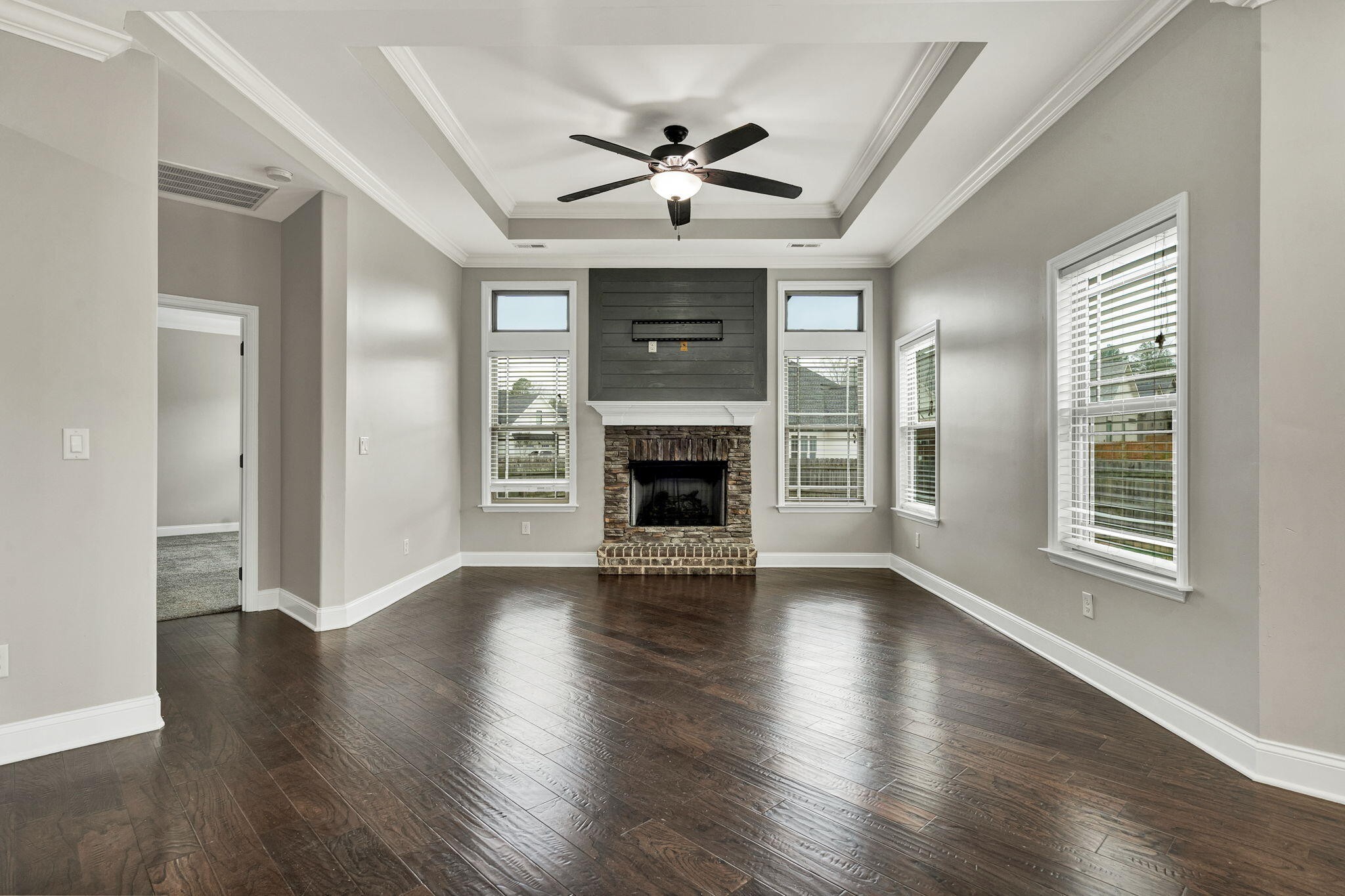 210 Winding Glen Drive, Nw Property Photo 20