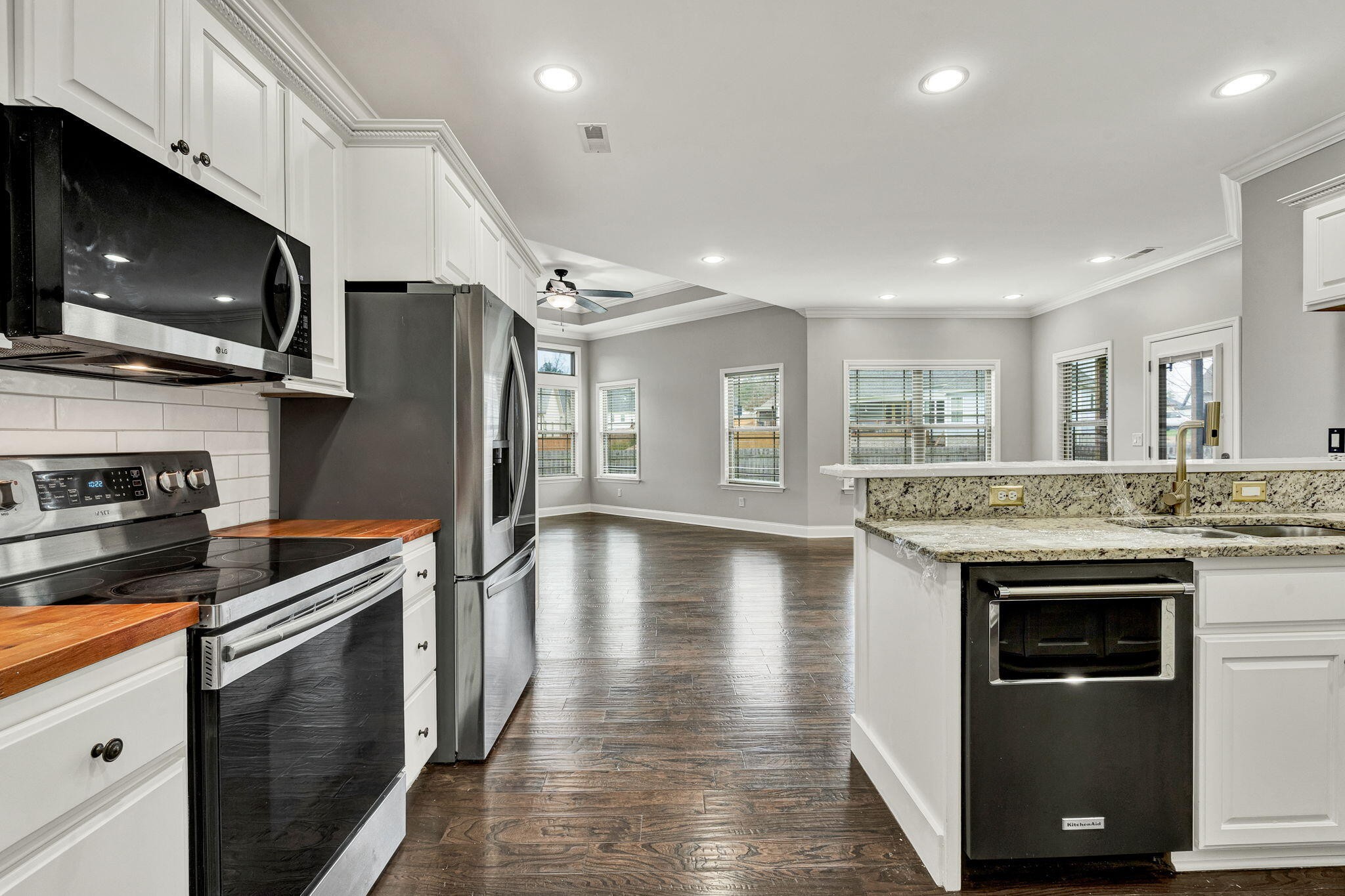 210 Winding Glen Drive, Nw Property Photo 25