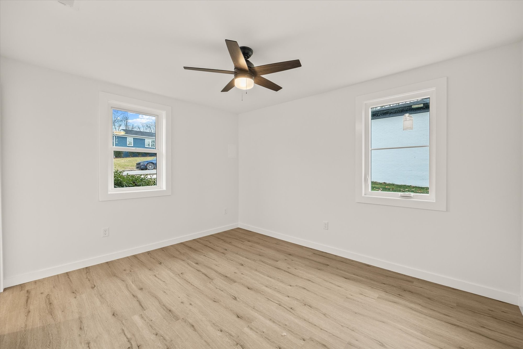 227 Boatman St Property Photo 16