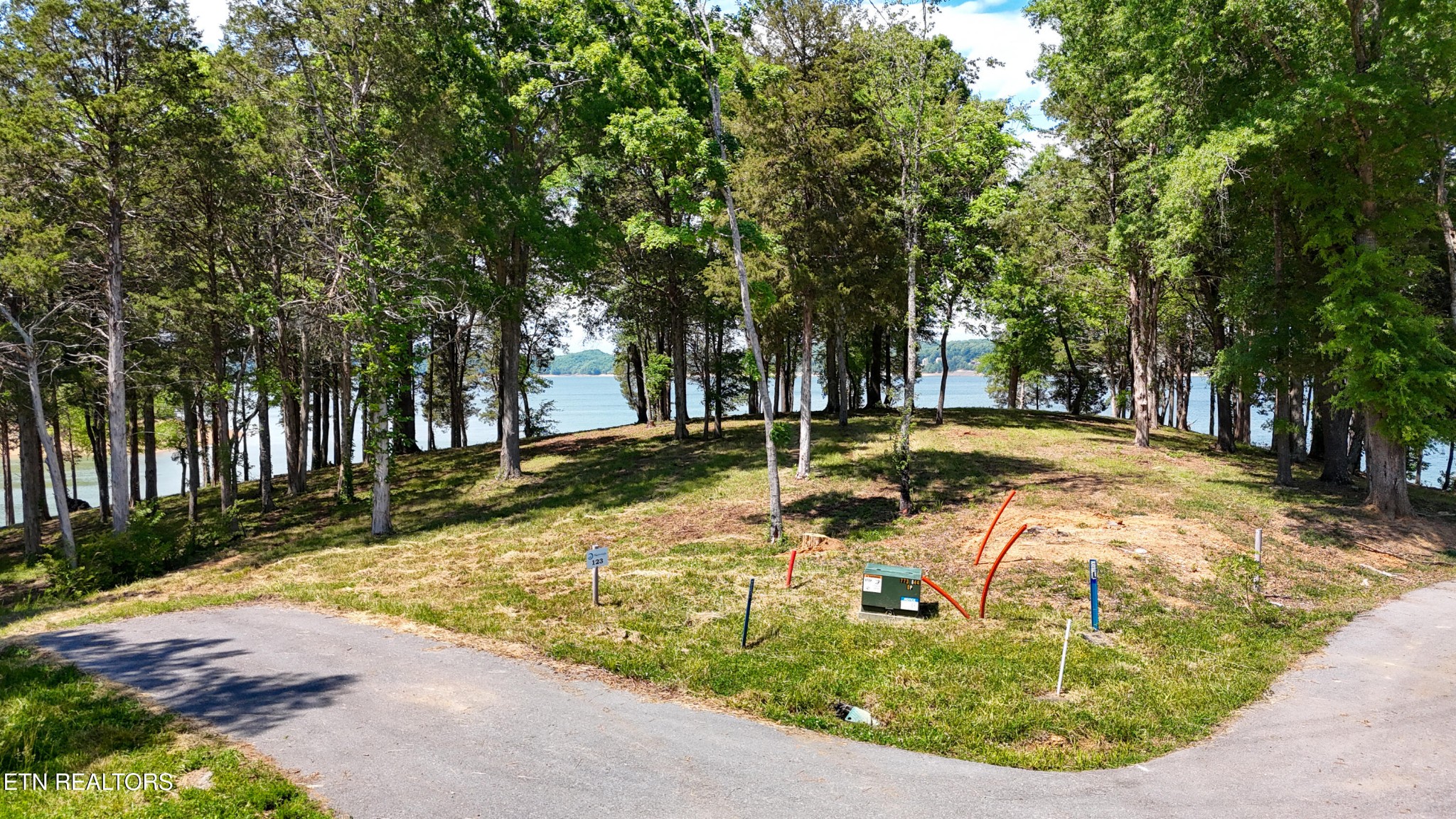 122 Ridge Point Tr Property Photo 26