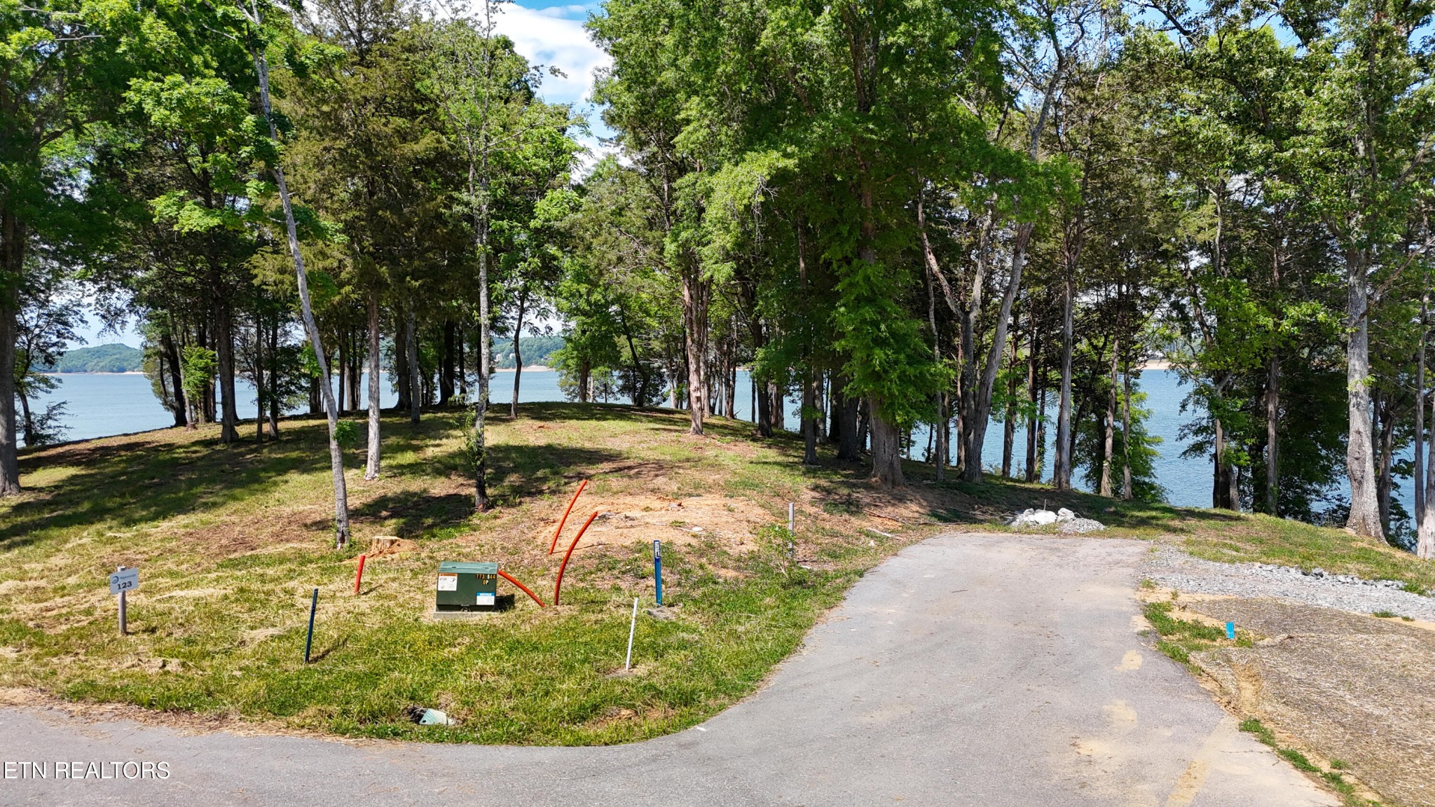 122 Ridge Point Tr Property Photo 27