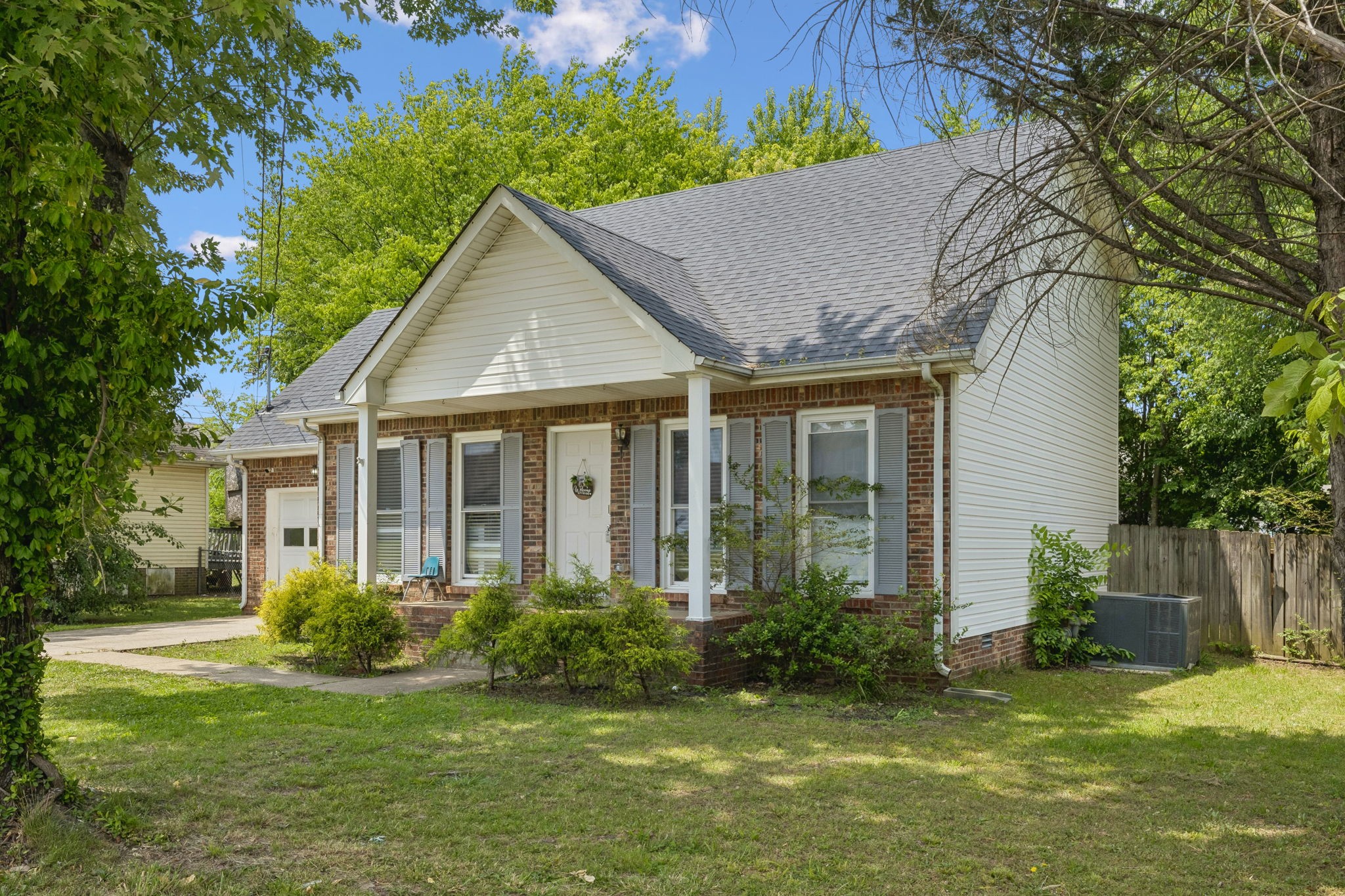 1036 Roedeer Dr Property Photo 5