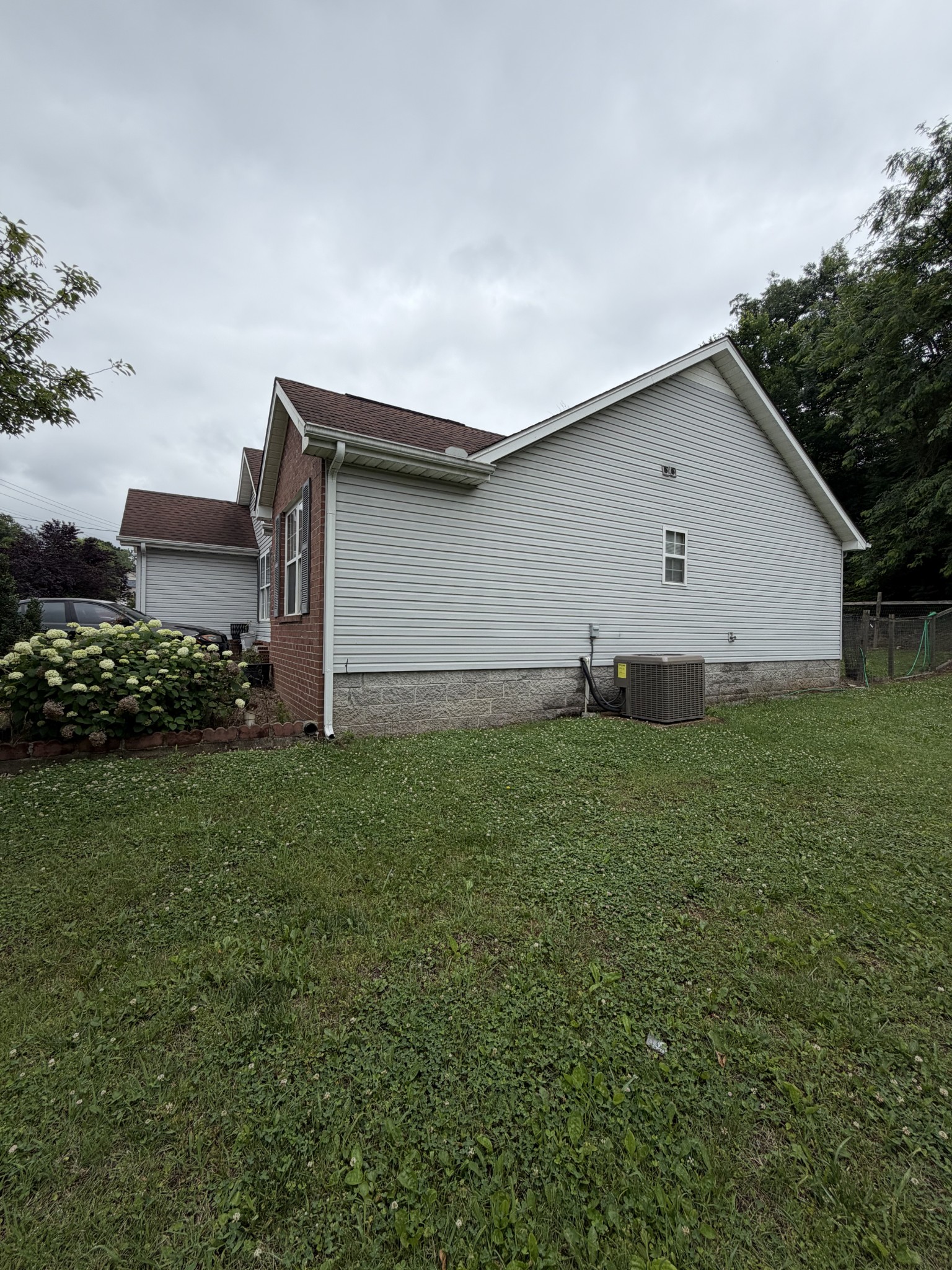 5140 Highlander Dr Property Photo 4