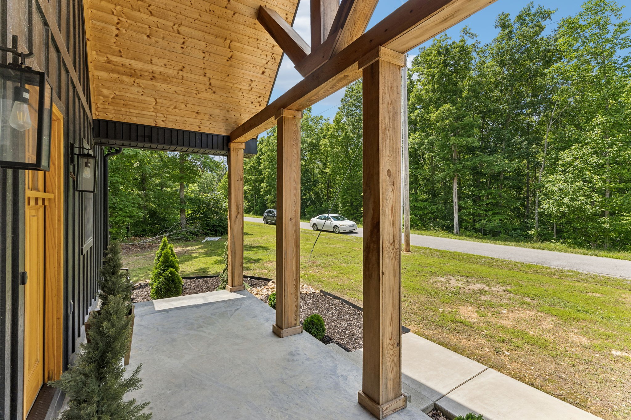 254 Saddlebrook Dr Property Photo 8