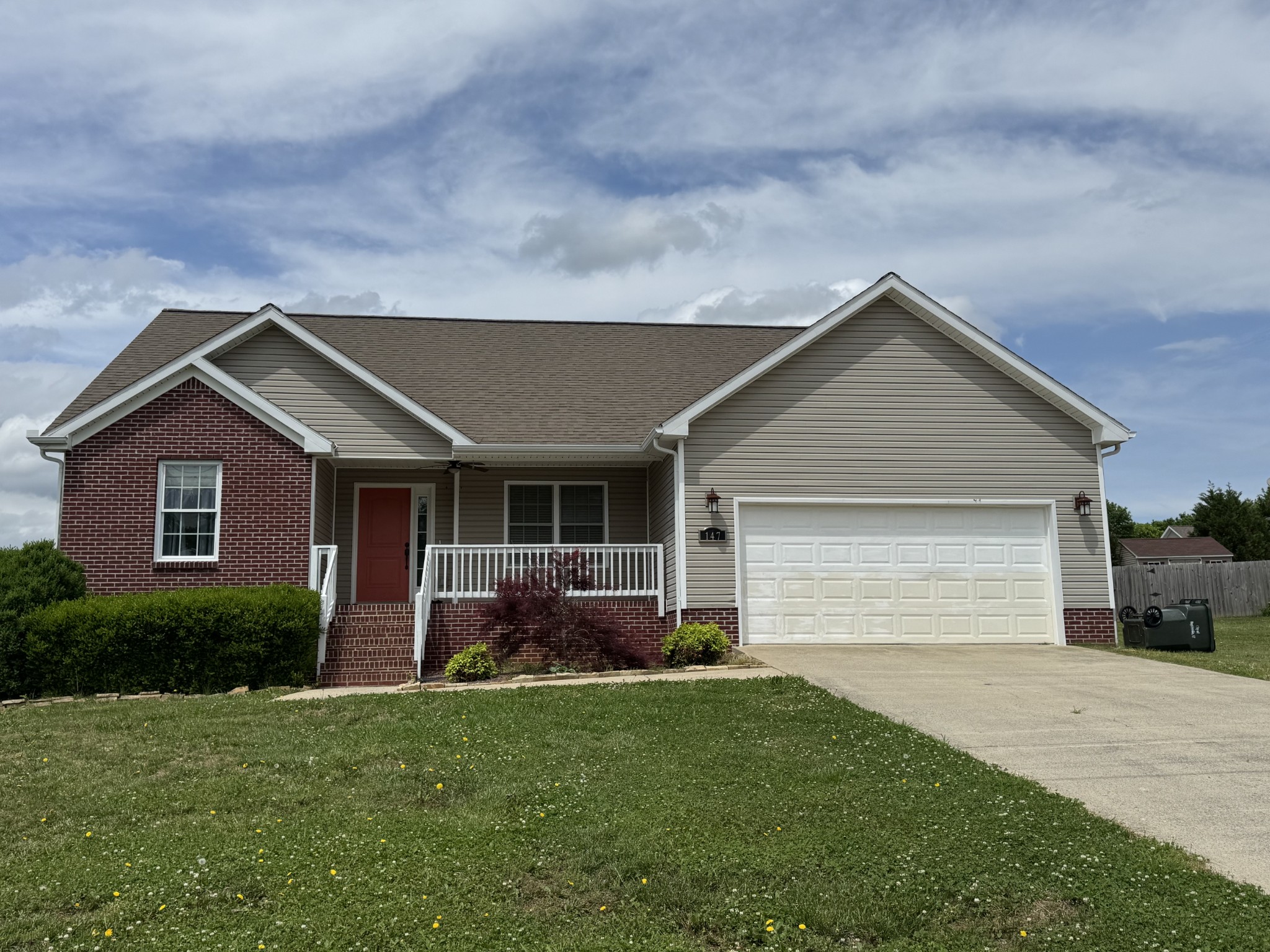 147 Daven Dr Property Photo 1