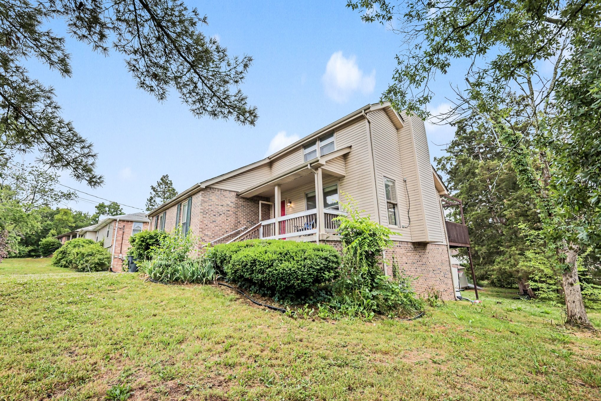 3109 Rollingstone Dr Property Photo 2