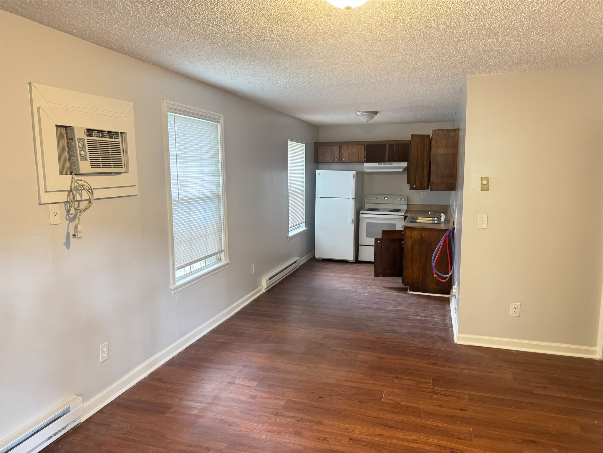 1115 Campbell St Property Photo 4