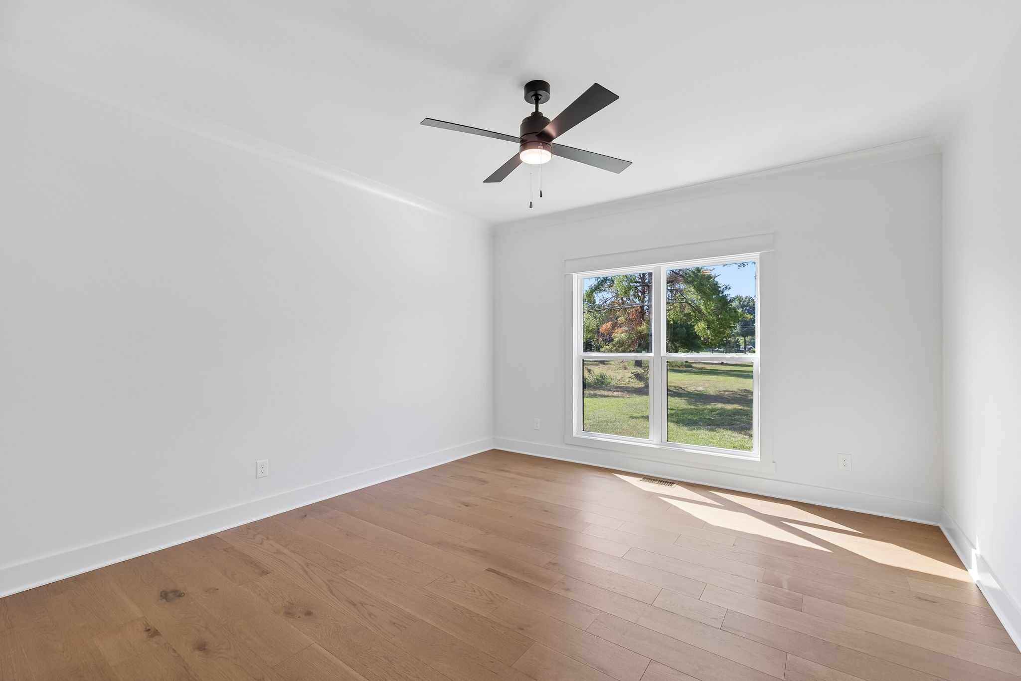 2418 River Rd Property Photo 36