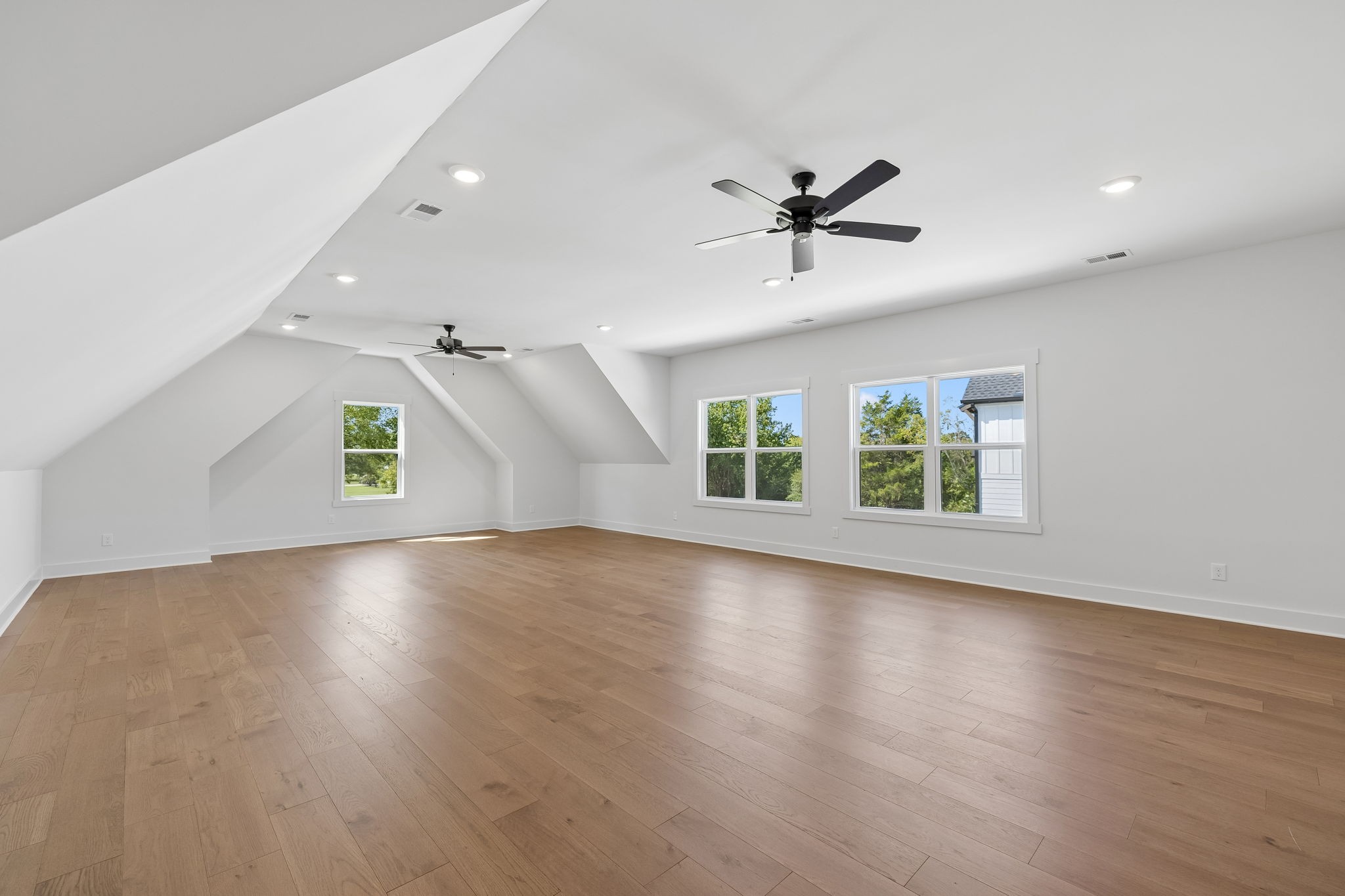 2418 River Rd Property Photo 61