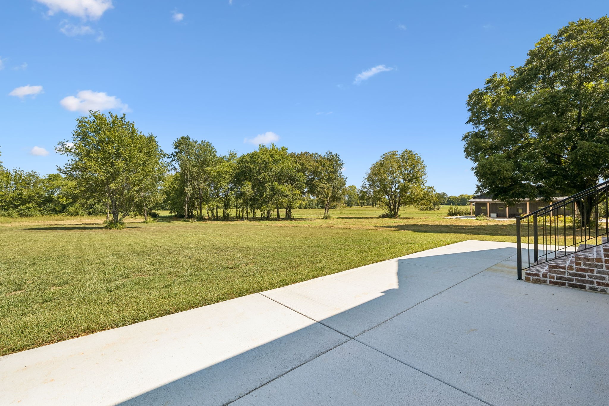 2418 River Rd Property Photo 73