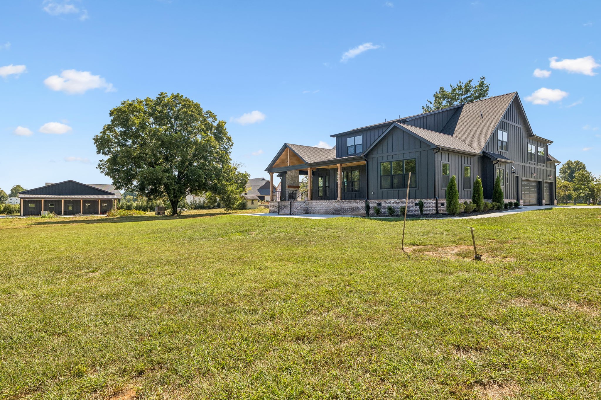 2418 River Rd Property Photo 75