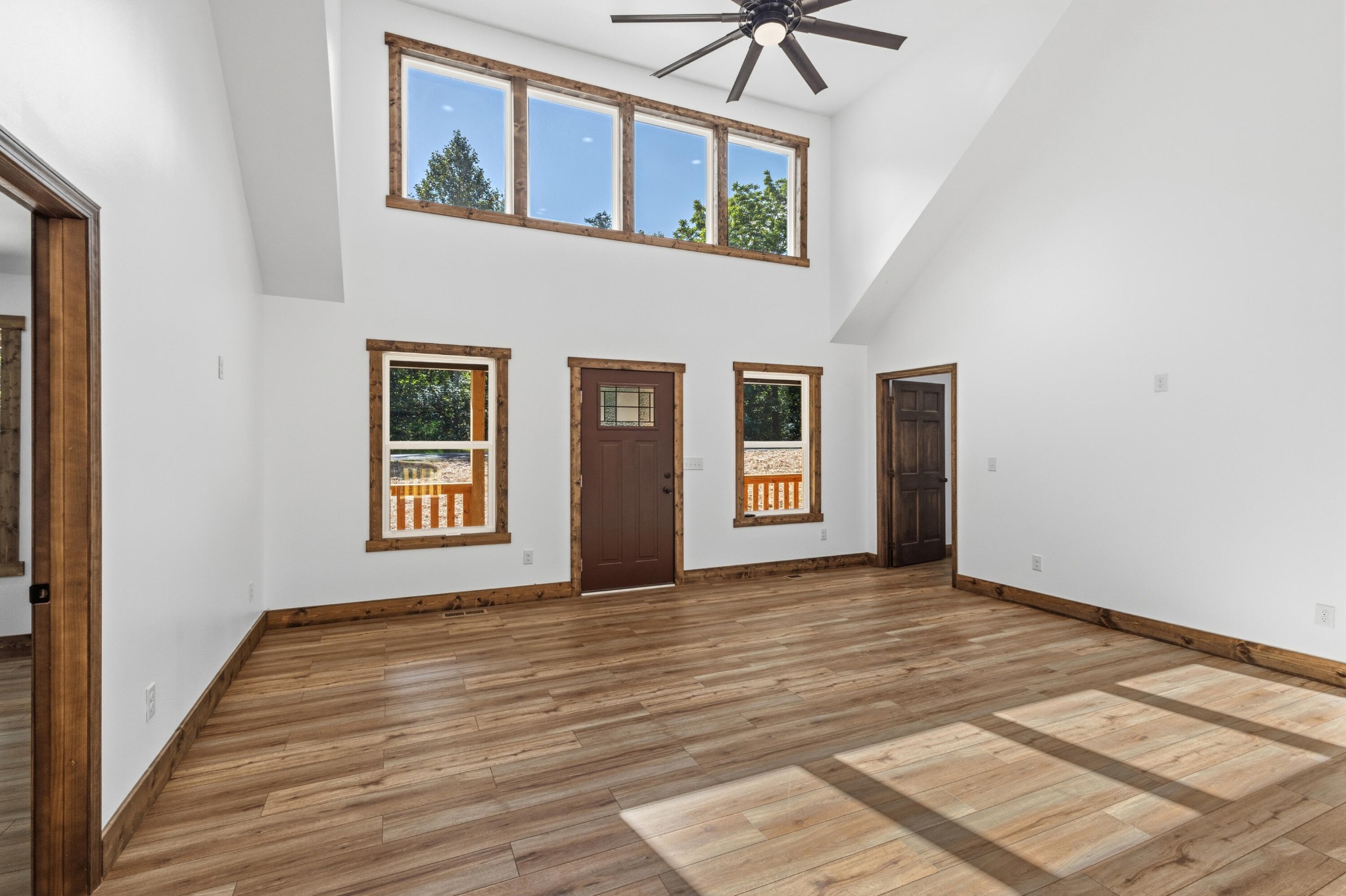 2377 Porch Rock Road Property Photo 3