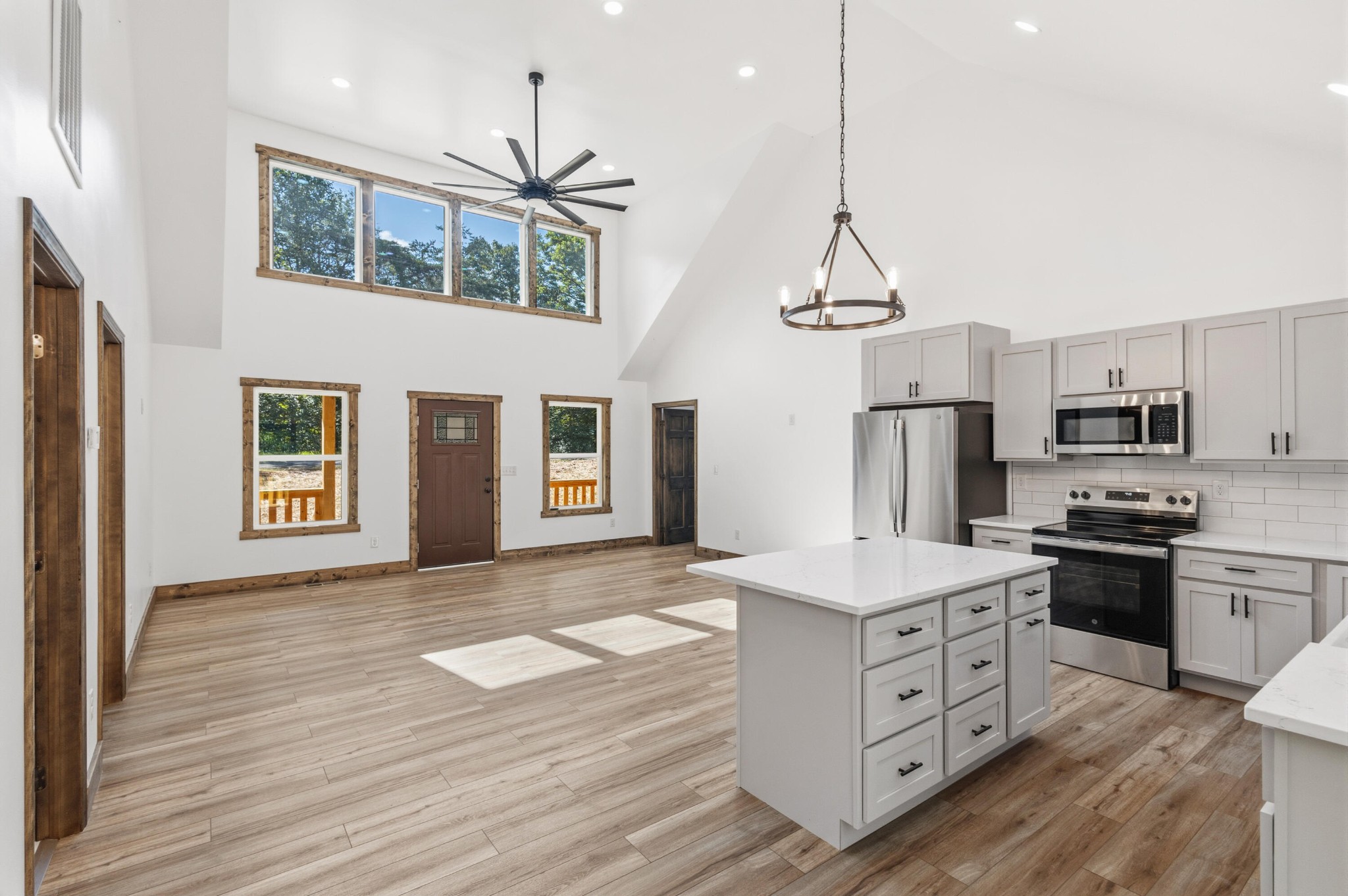 2377 Porch Rock Road Property Photo 7