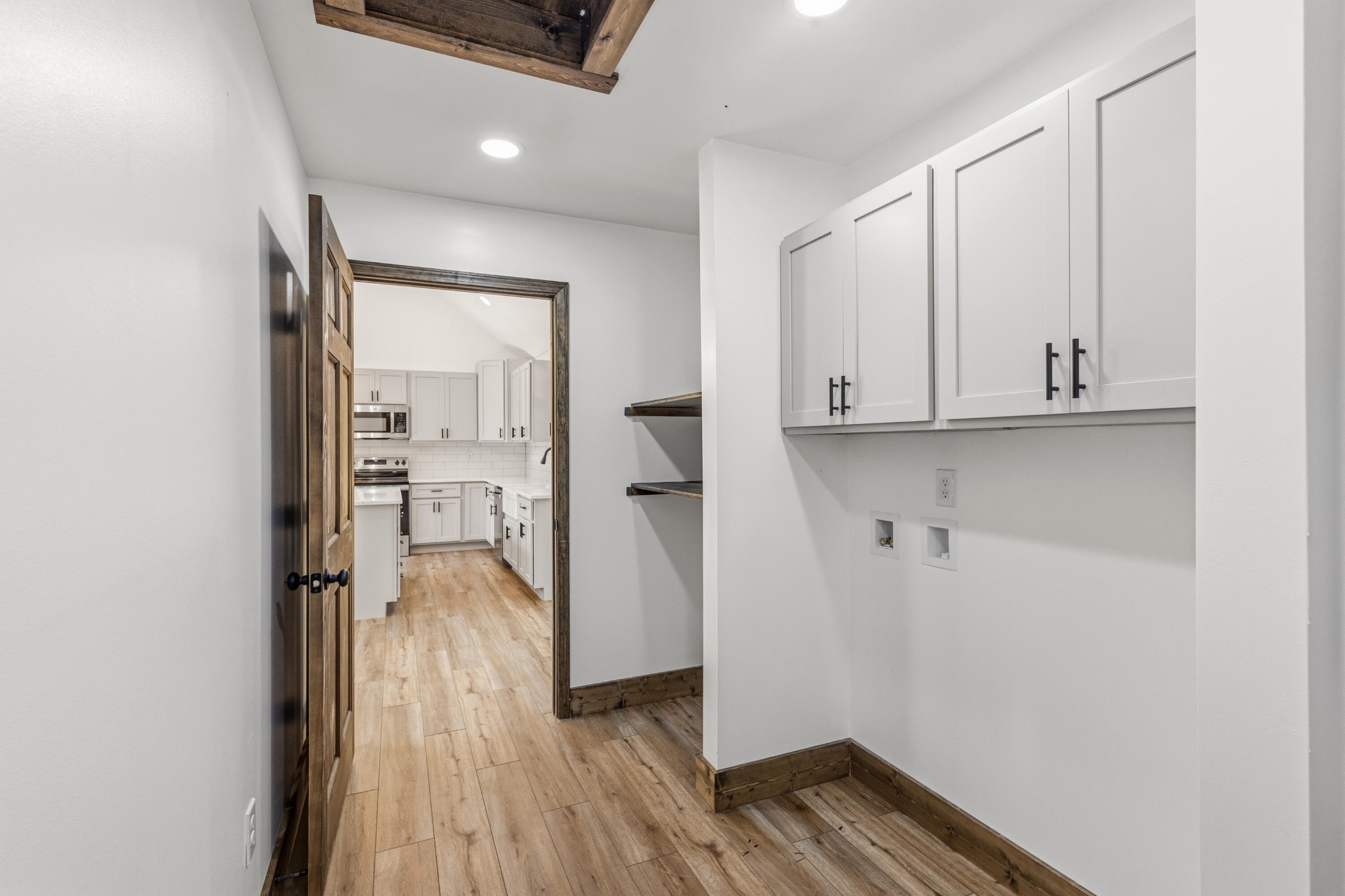 2377 Porch Rock Road Property Photo 13