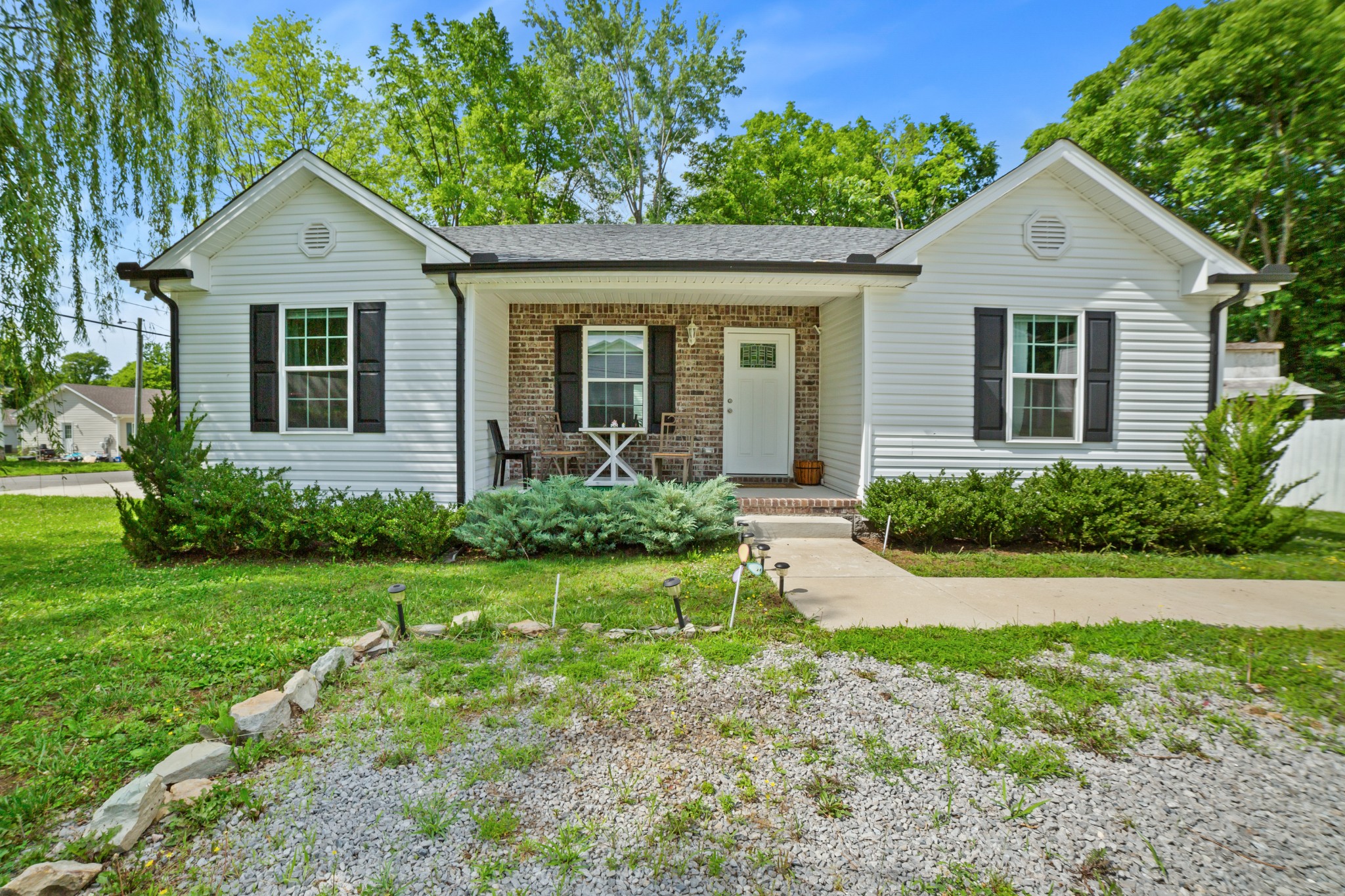 1804 Park St Property Photo 1
