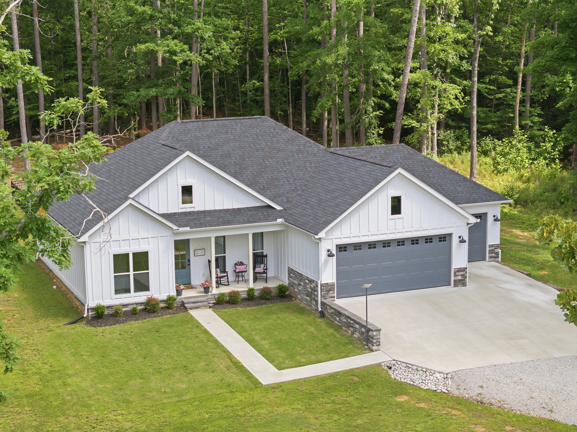 302 Excalibur Trl Property Photo 1