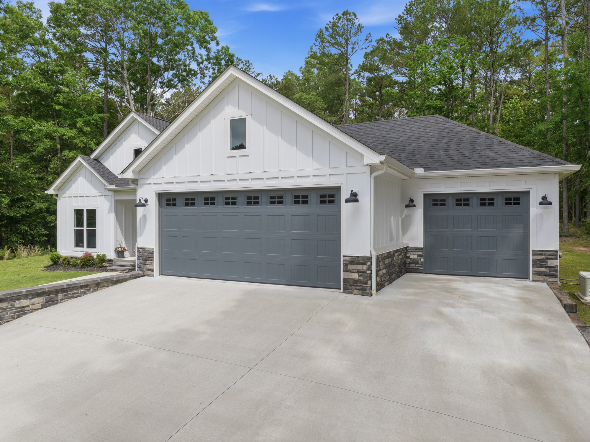 302 Excalibur Trl Property Photo 4