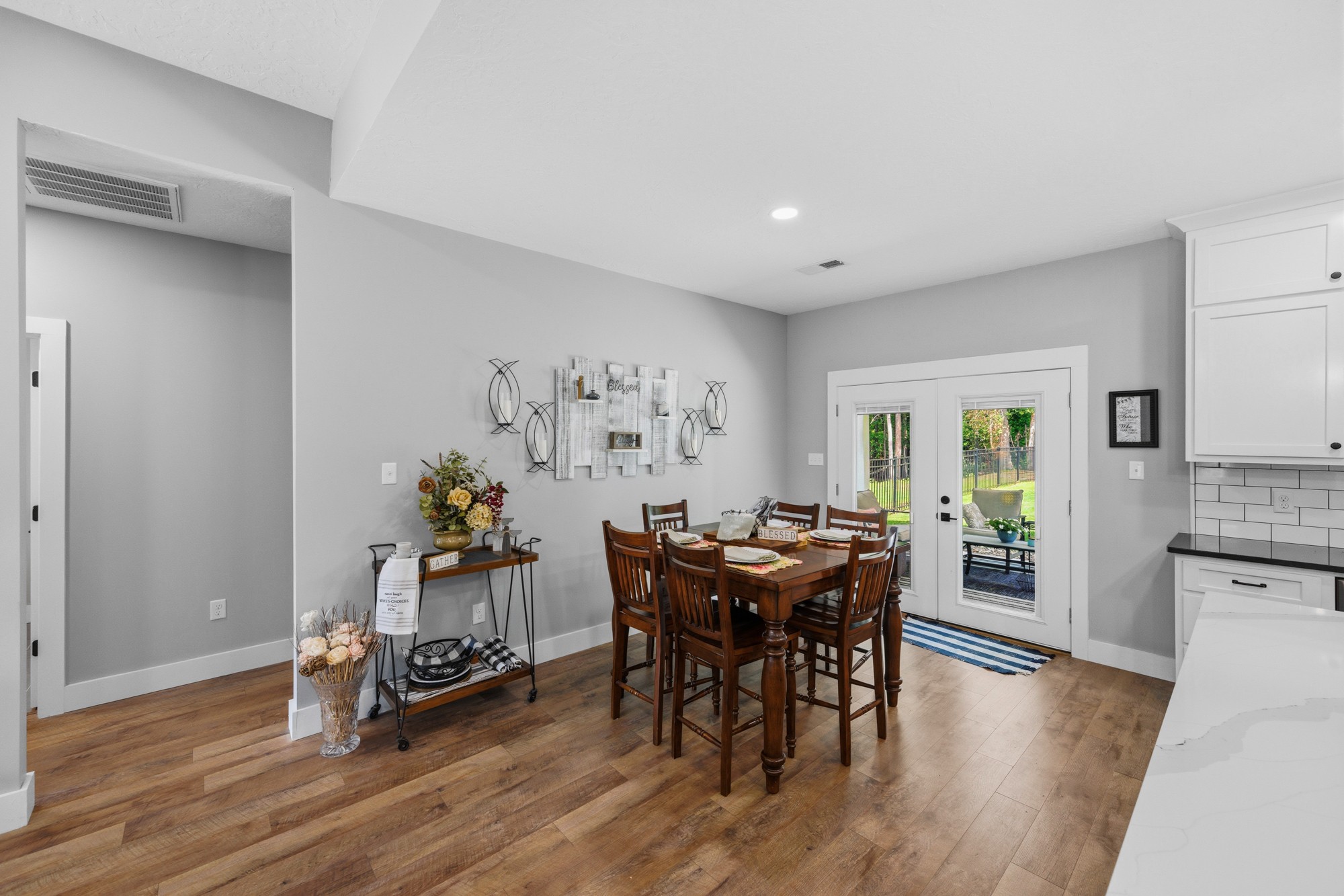 302 Excalibur Trl Property Photo 13