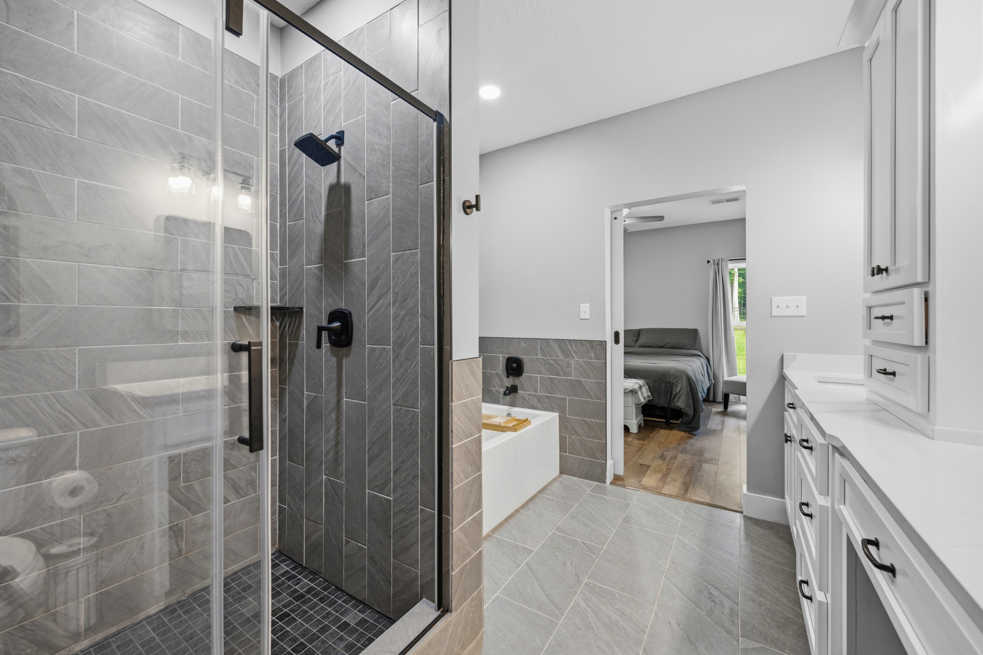302 Excalibur Trl Property Photo 22