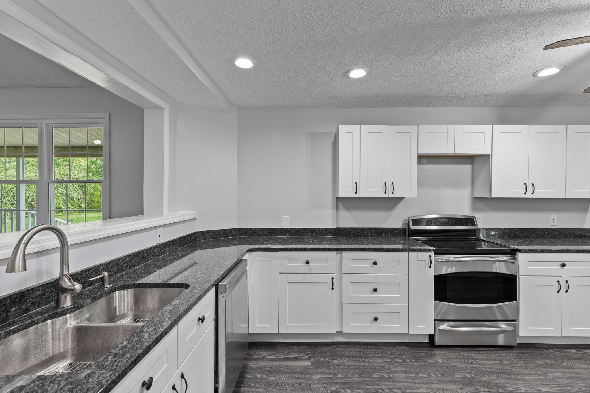 340 Brinkley Ln