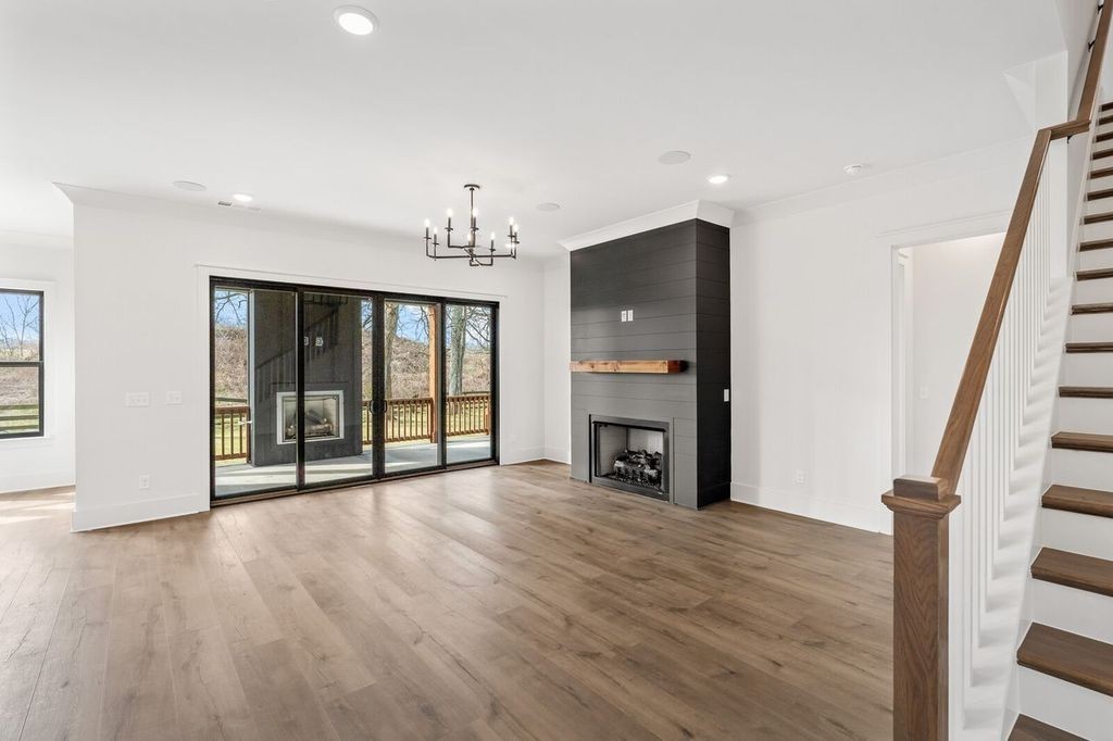 5186 Rambler Loop Property Photo 14