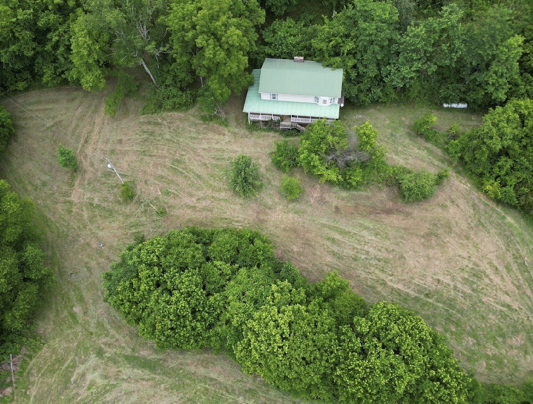 98 Hackett Valley Rd Property Photo 3