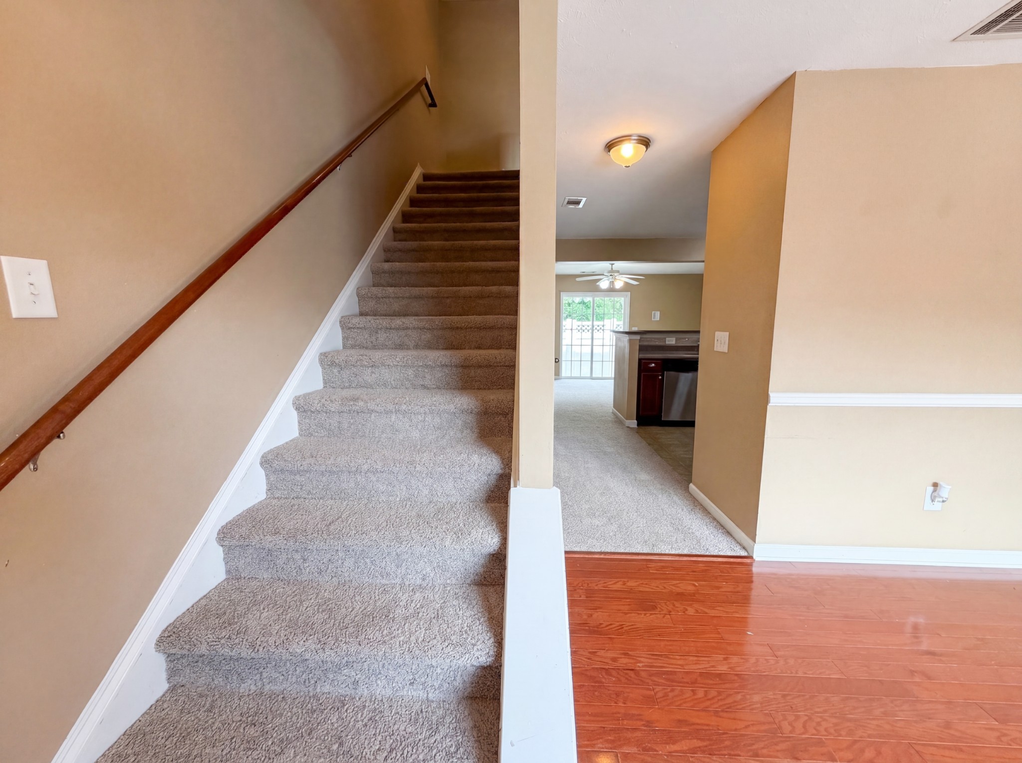 2032 Shaylin Loop Property Photo 4