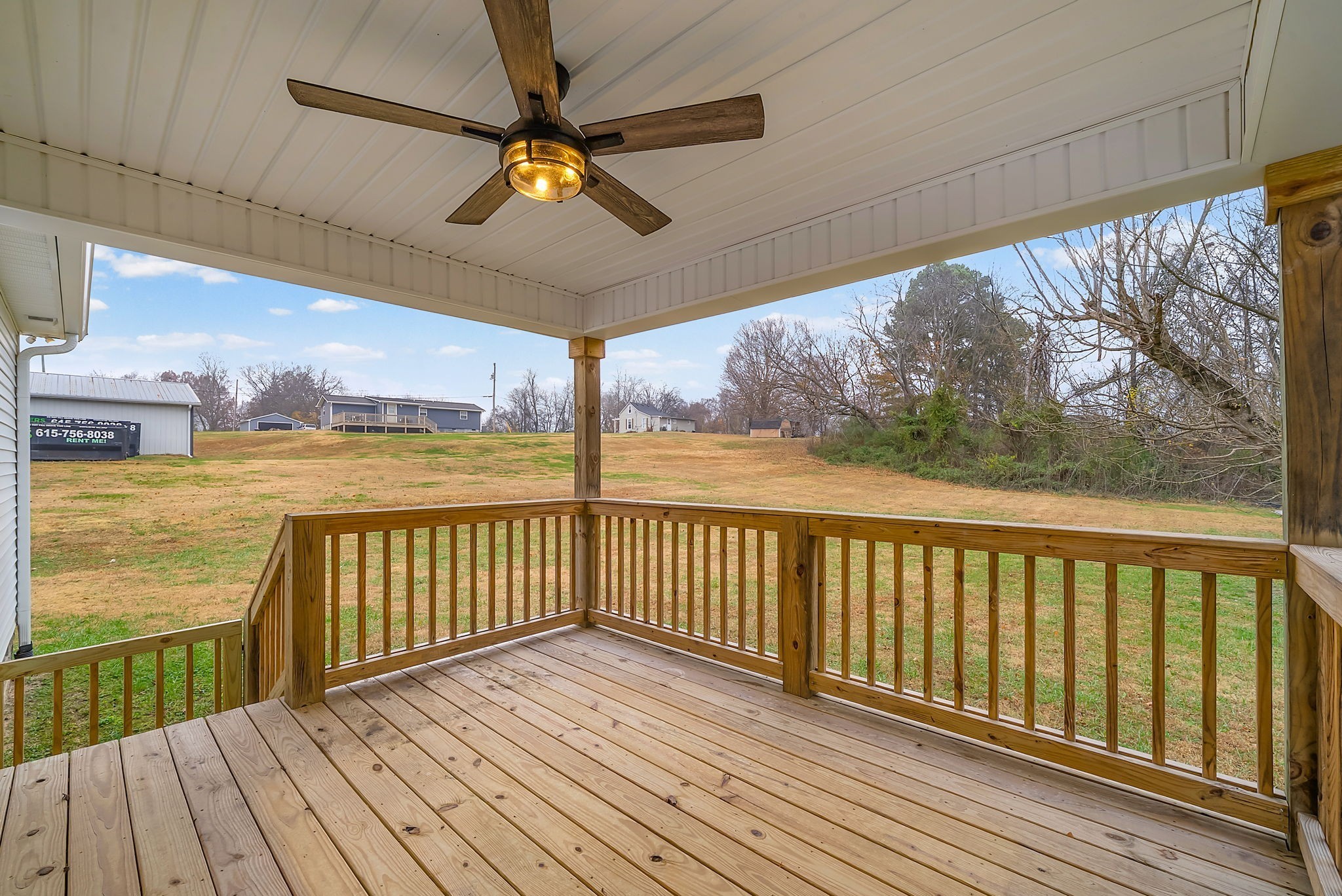 205 Maple St Property Photo 16