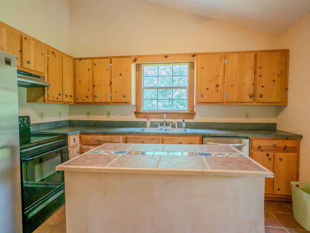 275 Spring Creek Road Property Photo 13
