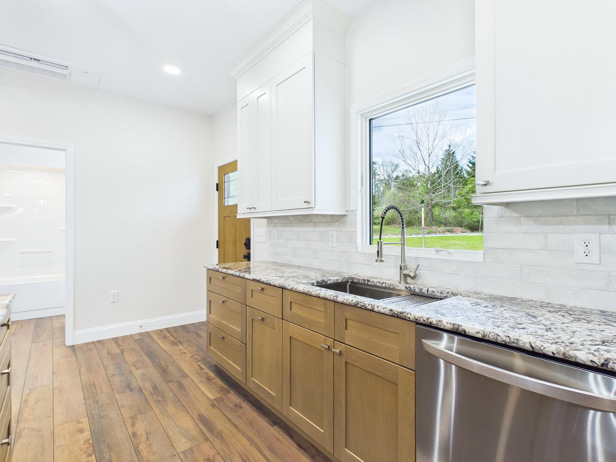 1483 Reagan Valley Road Property Photo 14