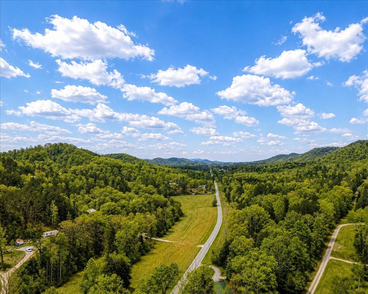 1483 Reagan Valley Road Property Photo 79